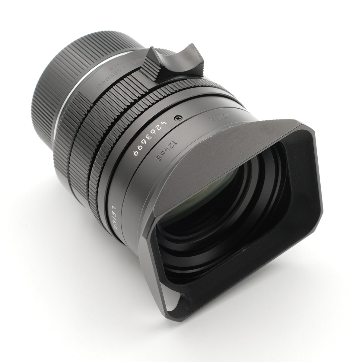 28mm f/1.4 Summilux-M ASPH. 4263699