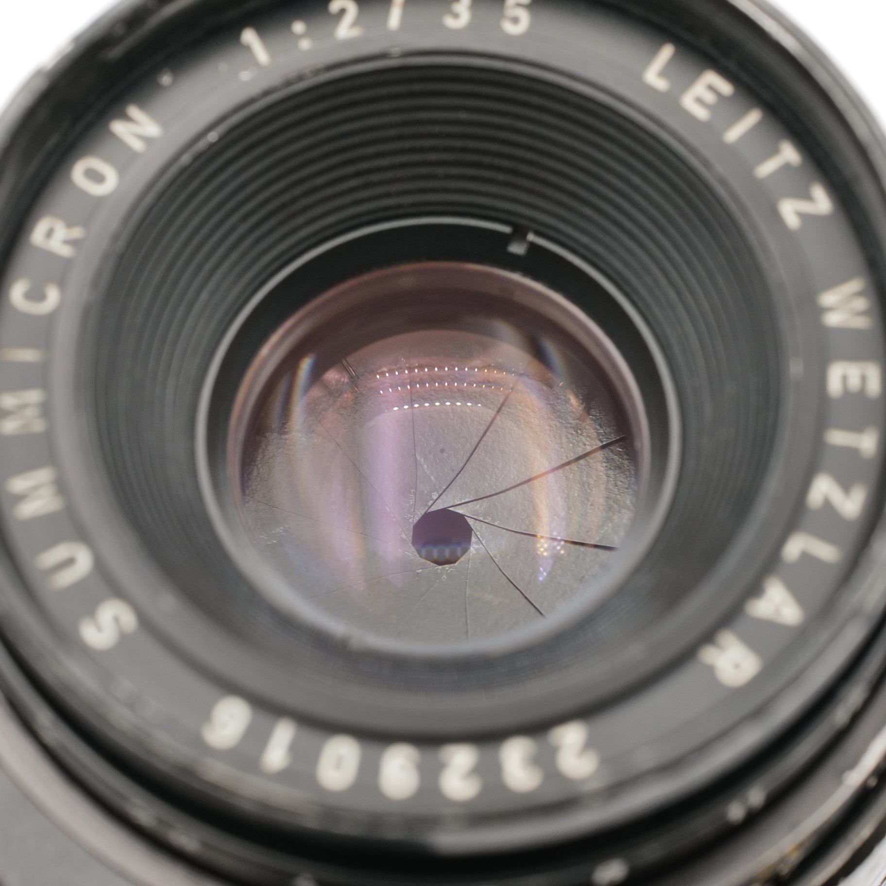 35mm f/2 v.2 Summicron. 2329016