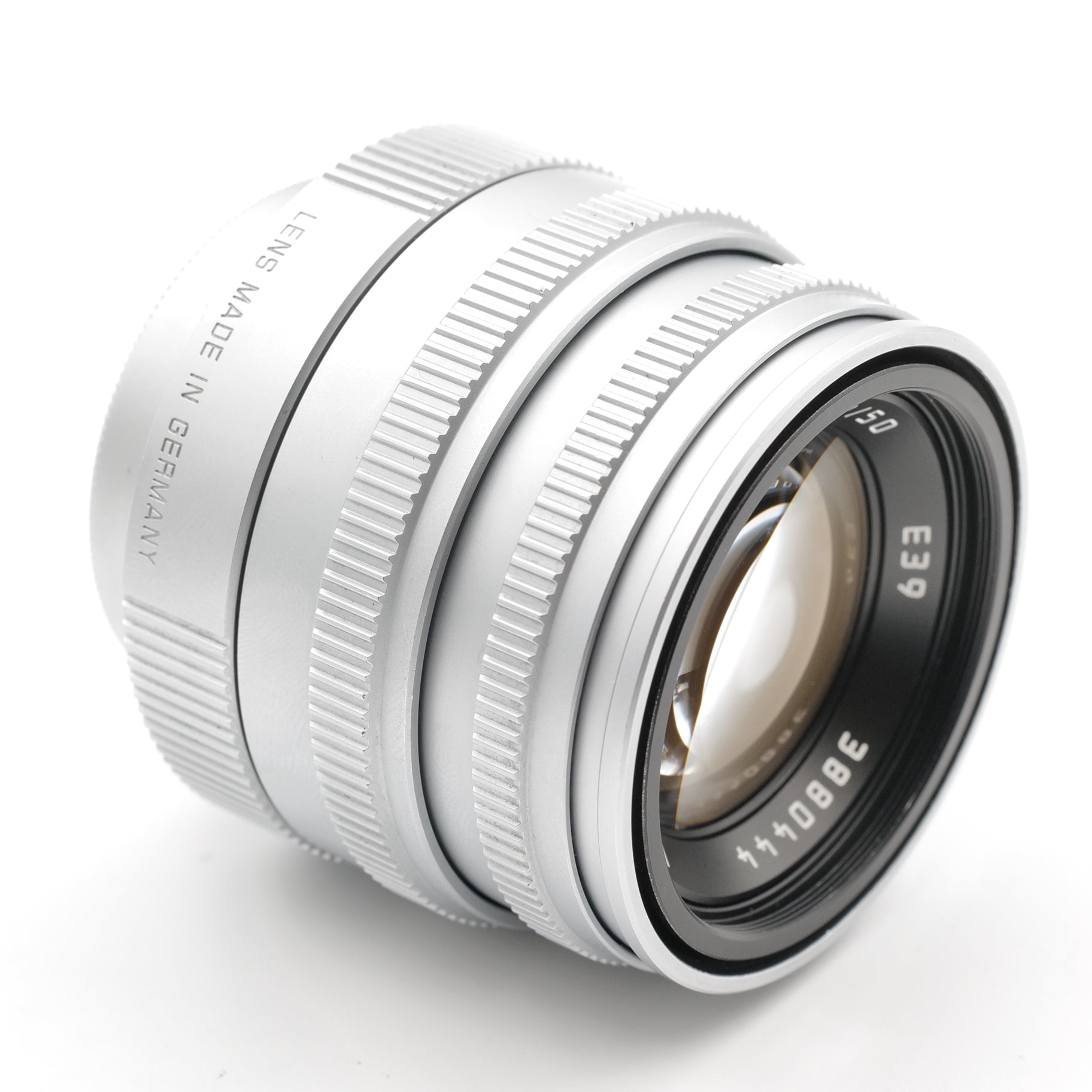 50mm f/2.0 Summicron L39. 3880444