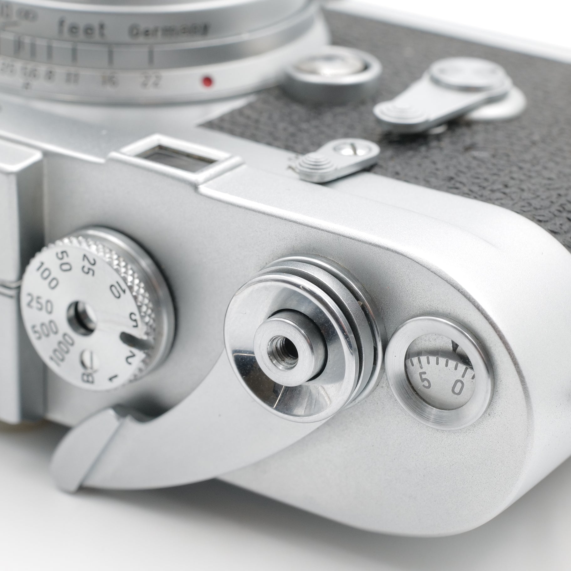 M3 D/S Body & 50mm f3.5 Elmar. 853771