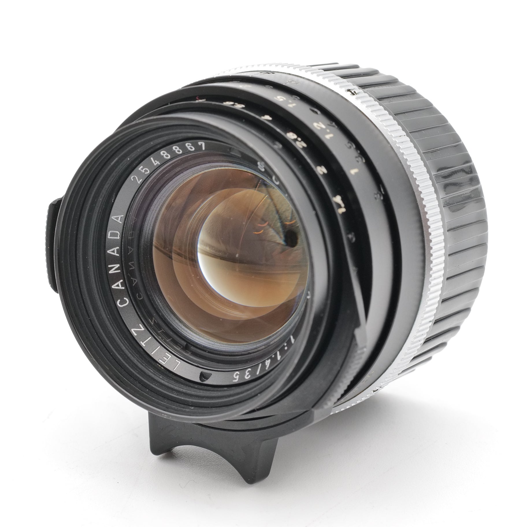 35mm f/1.4 Summilux & 12504 Hood. 2548867