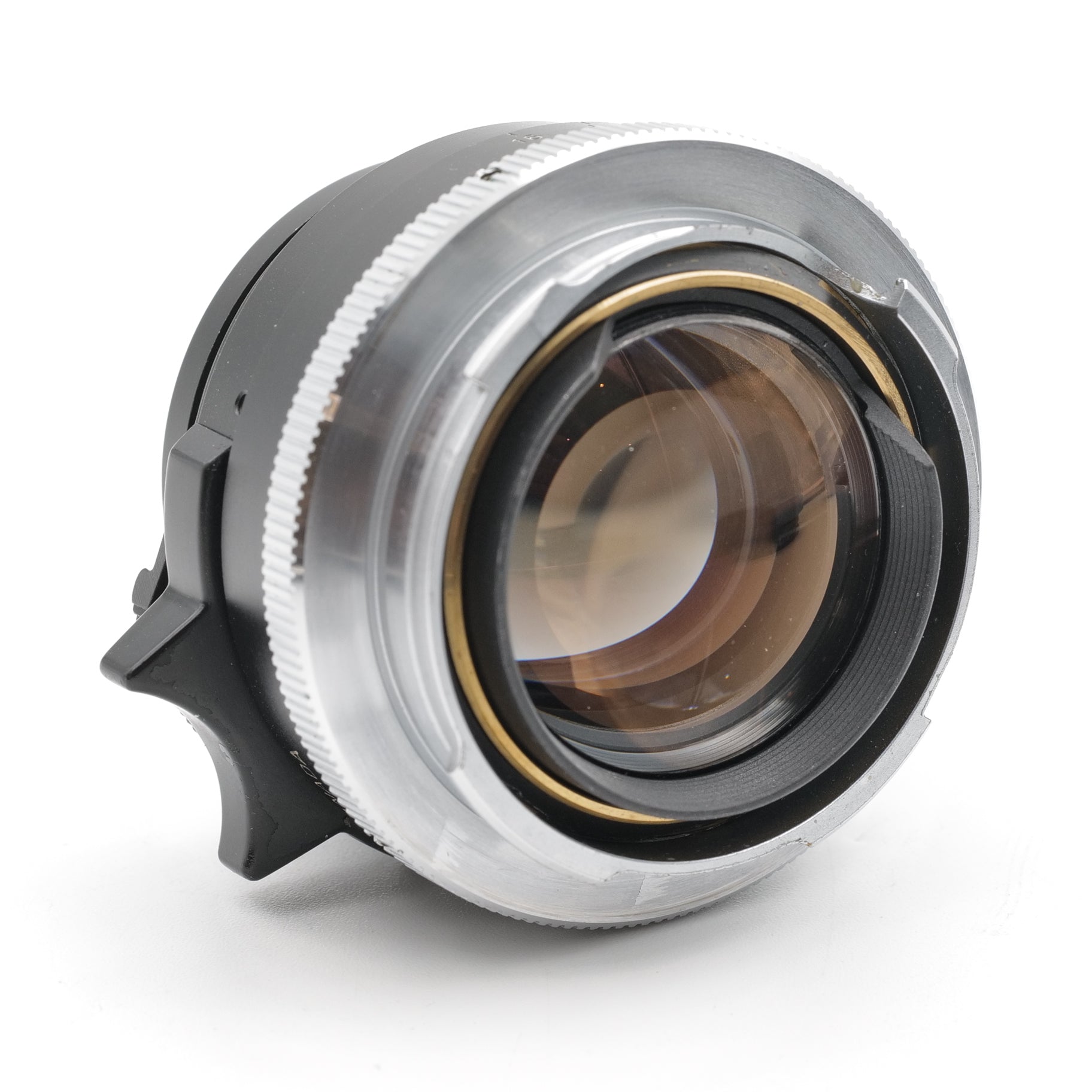 35mm f/1.4 Summilux & 12504 Hood. 2548867