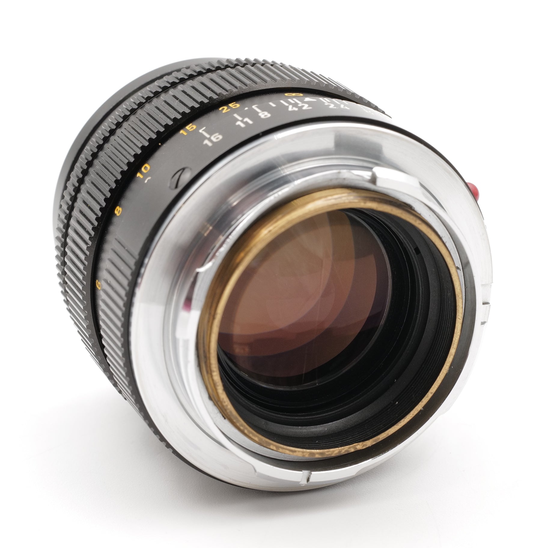 50mm f/1.4 Summilux. 2570085