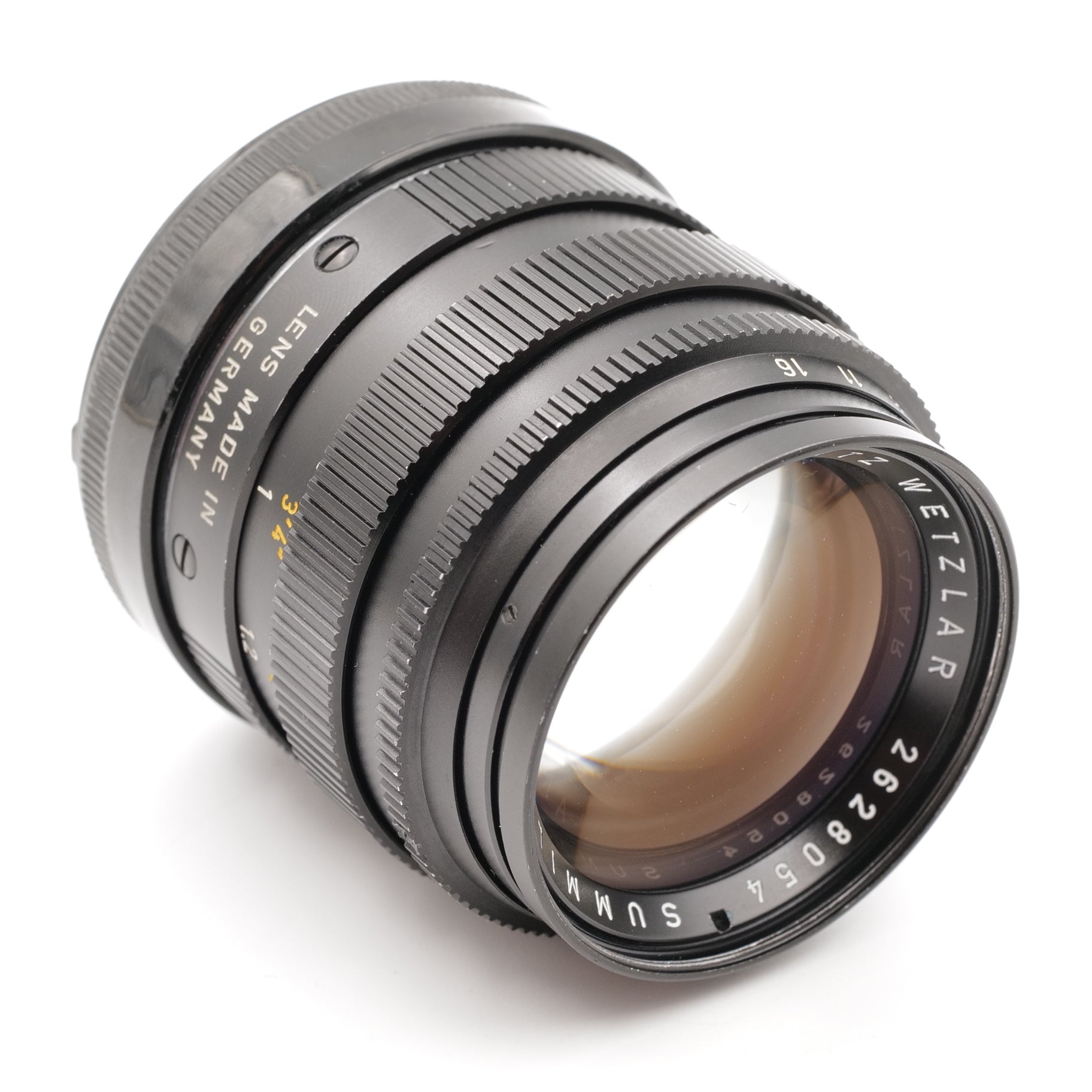 50mm f/1.4 Summilux. 2628054
