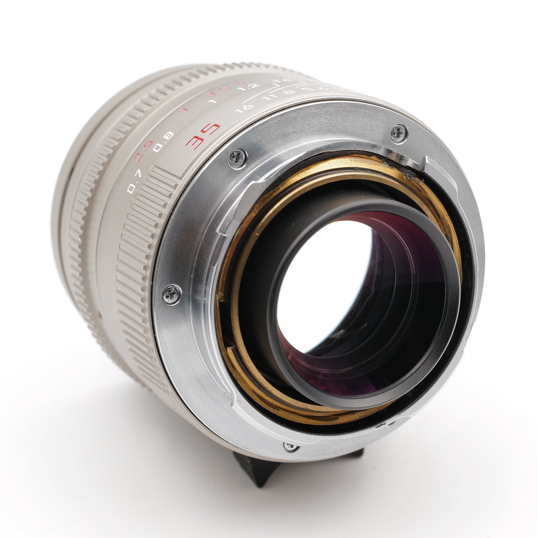 35mm f/1.4 Titanium Summilux-M ASPH. 3705697