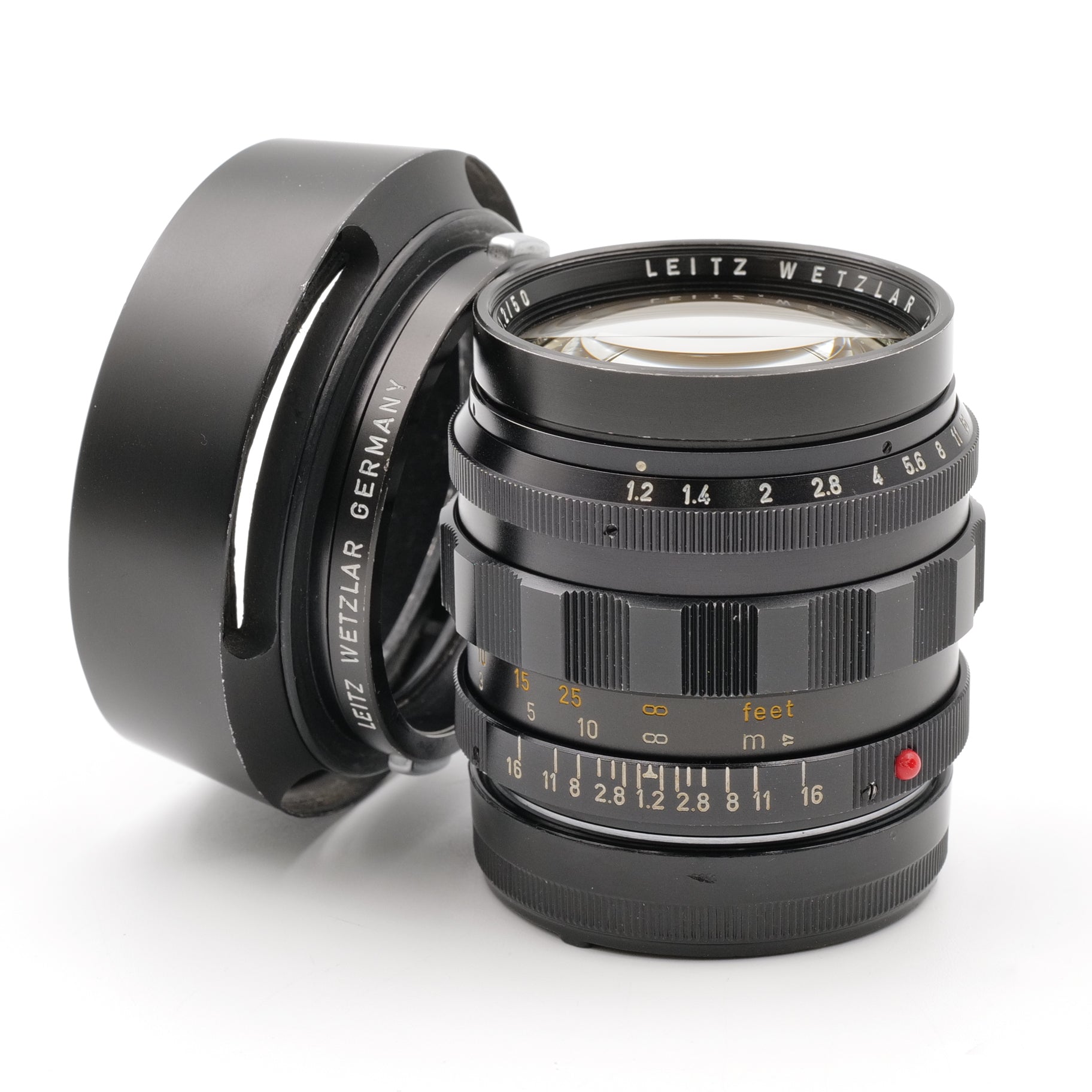 50mm f/1.2 Noctilux. 2247669