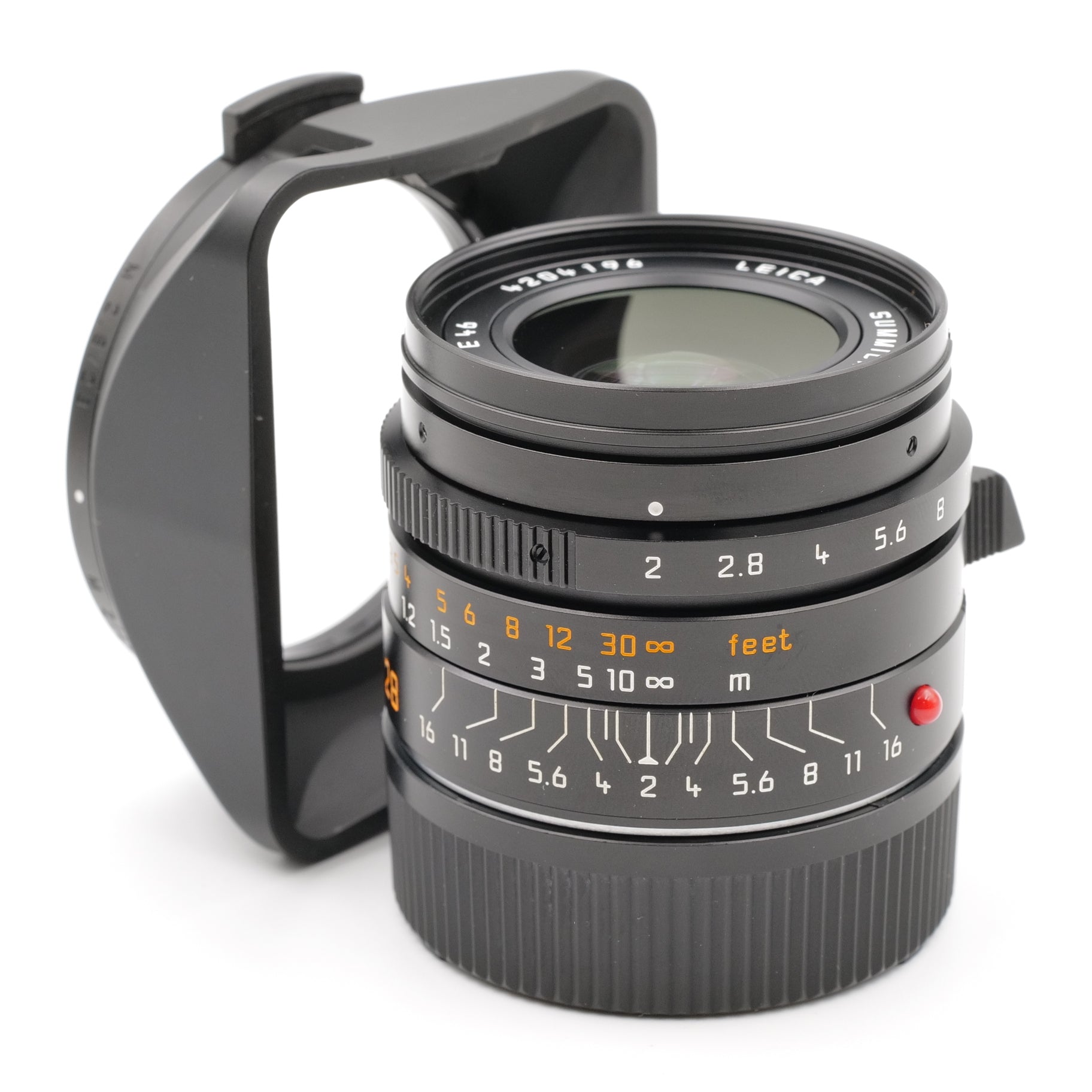 28mm f/2 Summicron-M ASPH. 4204196