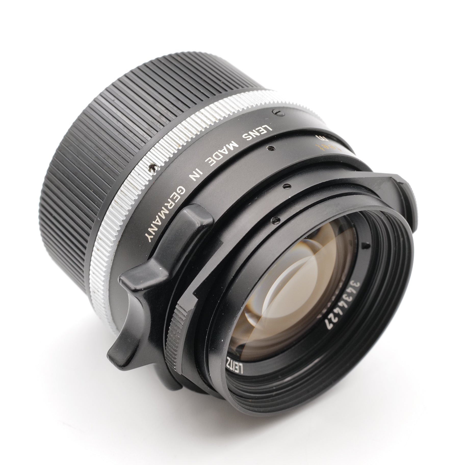 35mm f/1.4 Summilux-M. 3434427