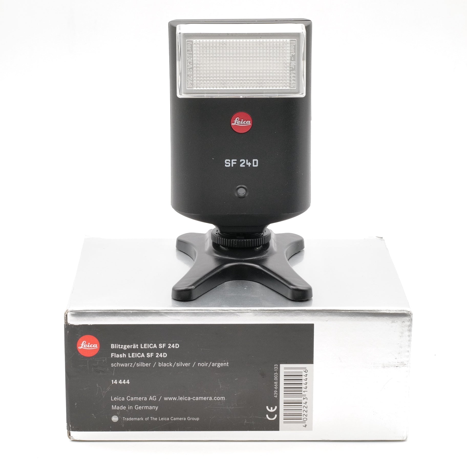 SF 24D Flash. 208746