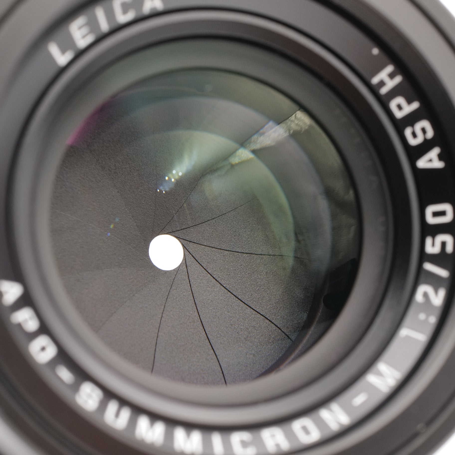 50mm f/2 Apo-Summicron-M ASPH. 4695403
