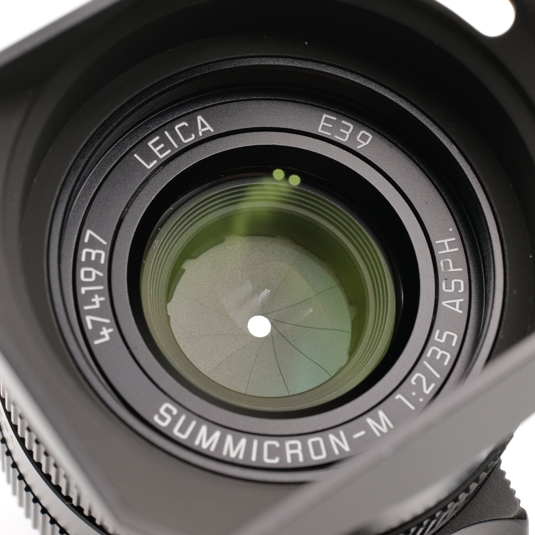 35mm F/2 Summicron-M ASPH. 4741937