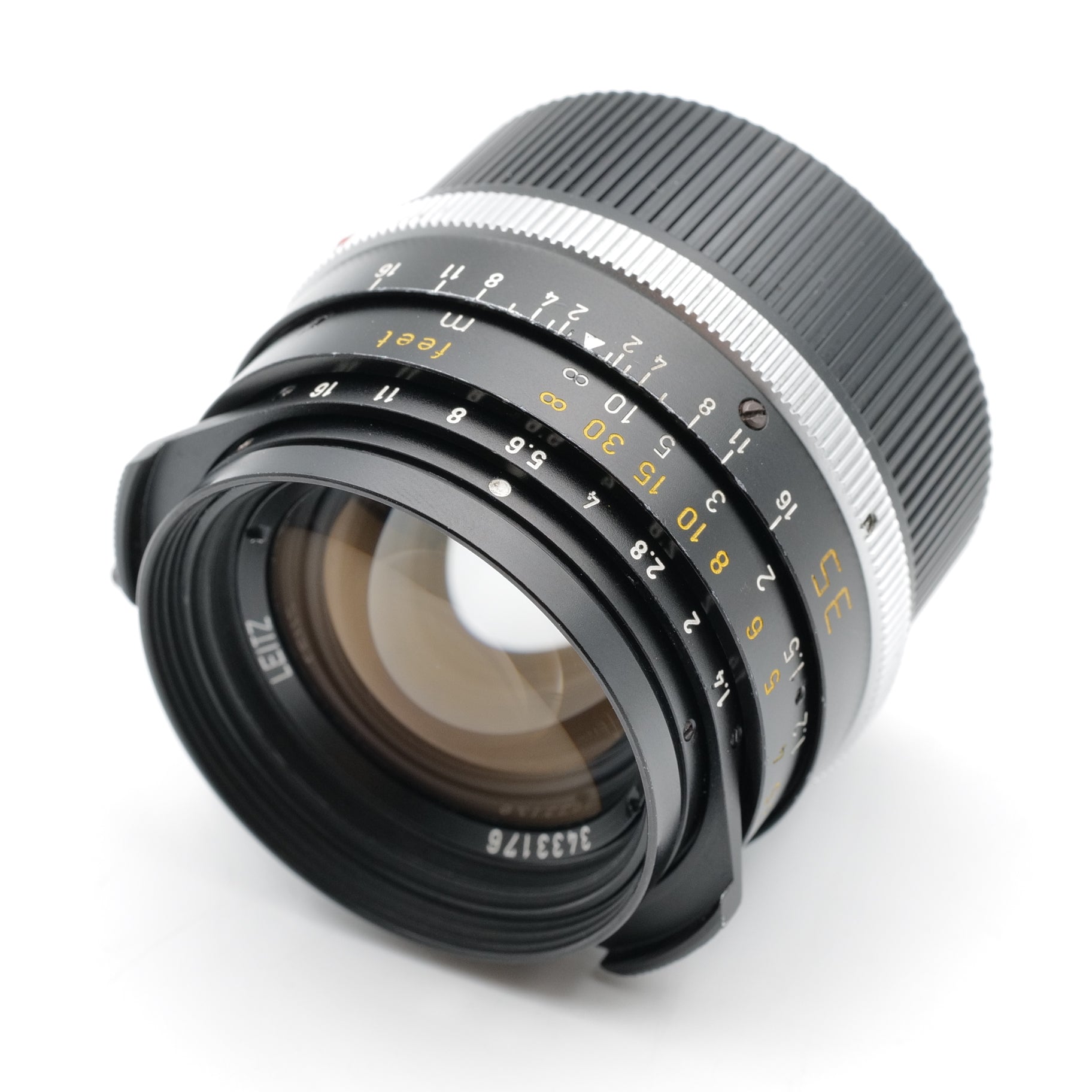 35mm f/1.4 Summilux-M. 3433176