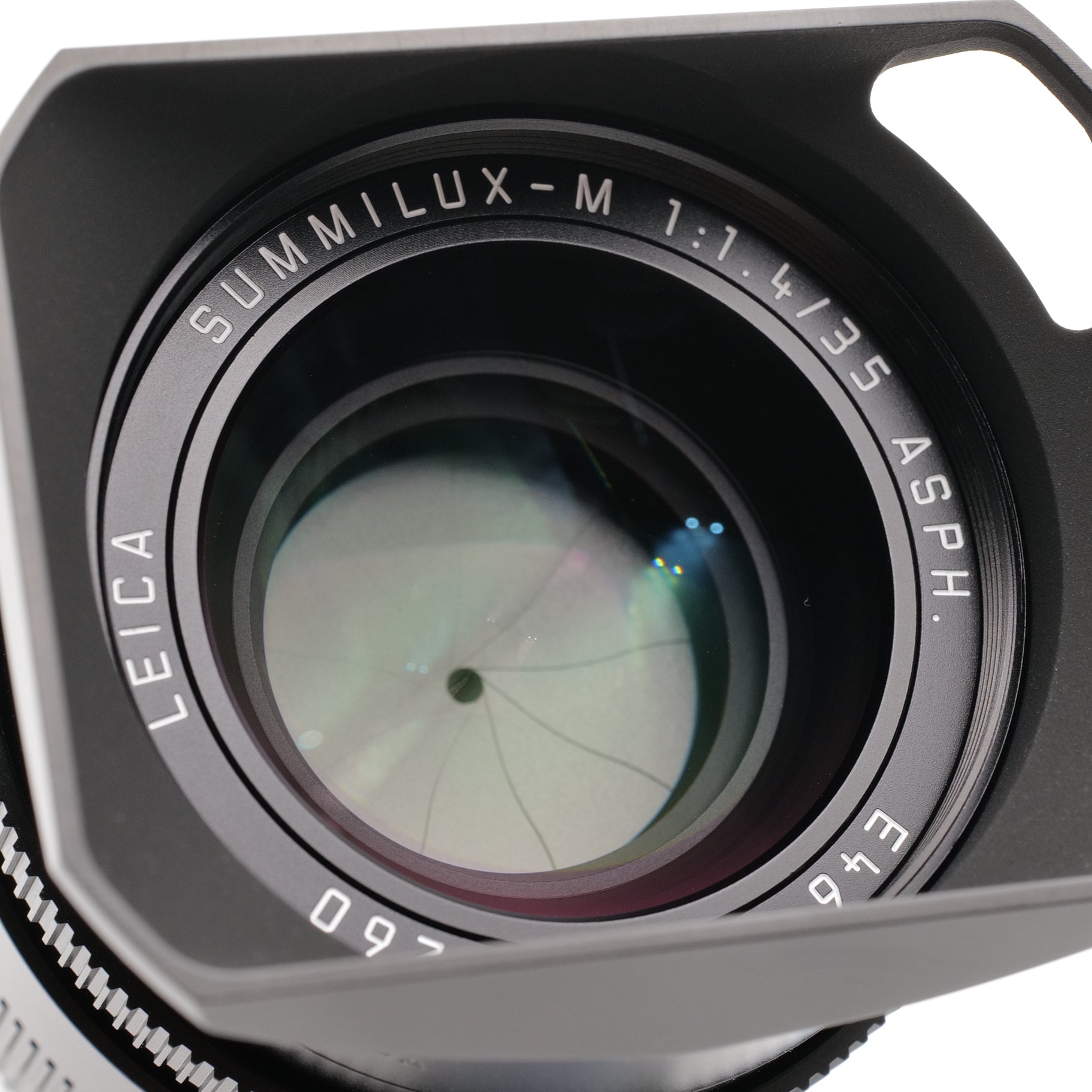 35mm f/1.4 Summilux-M ASPH. FLE. 4721260
