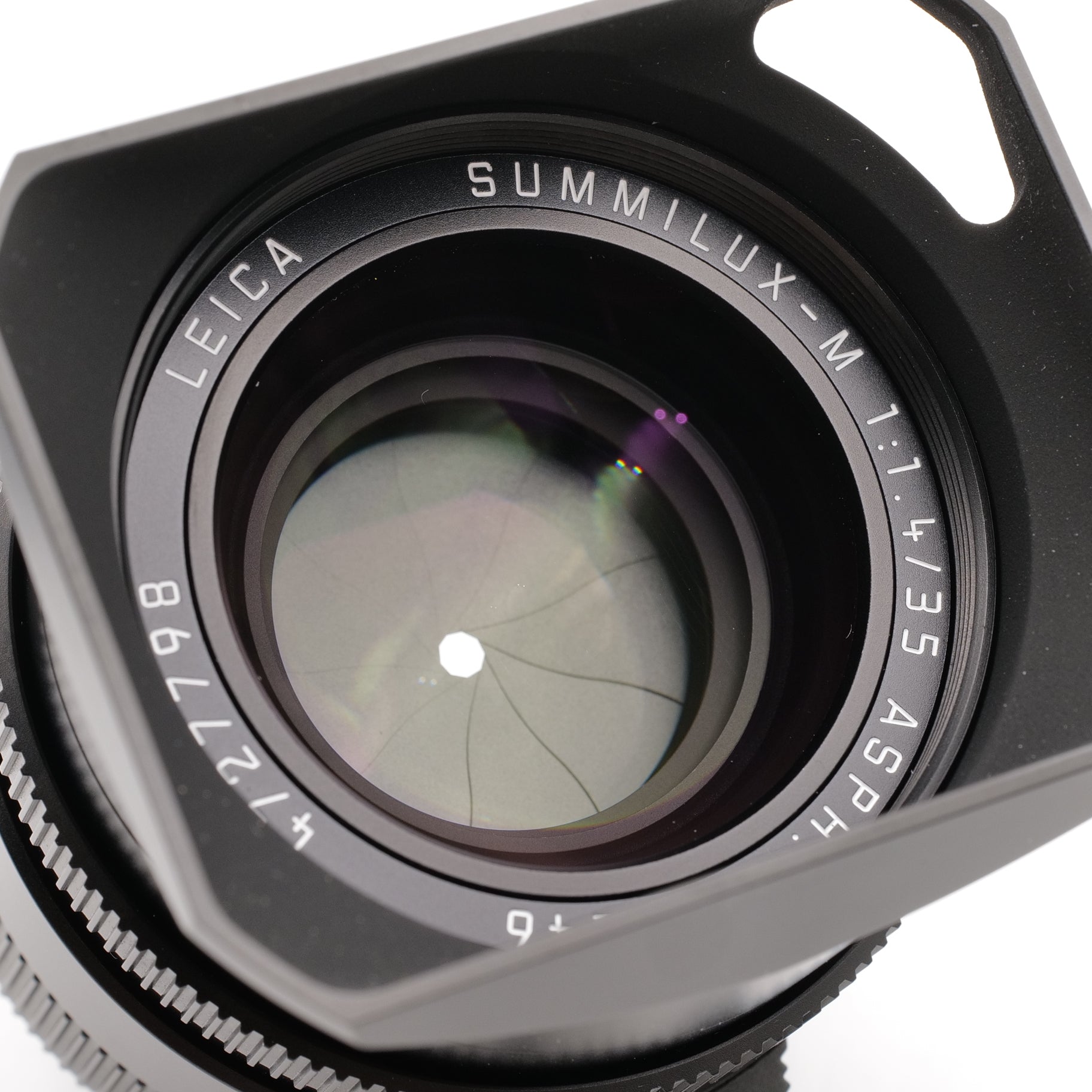 35mm f/1.4 Summilux-M ASPH FLE. 4727798