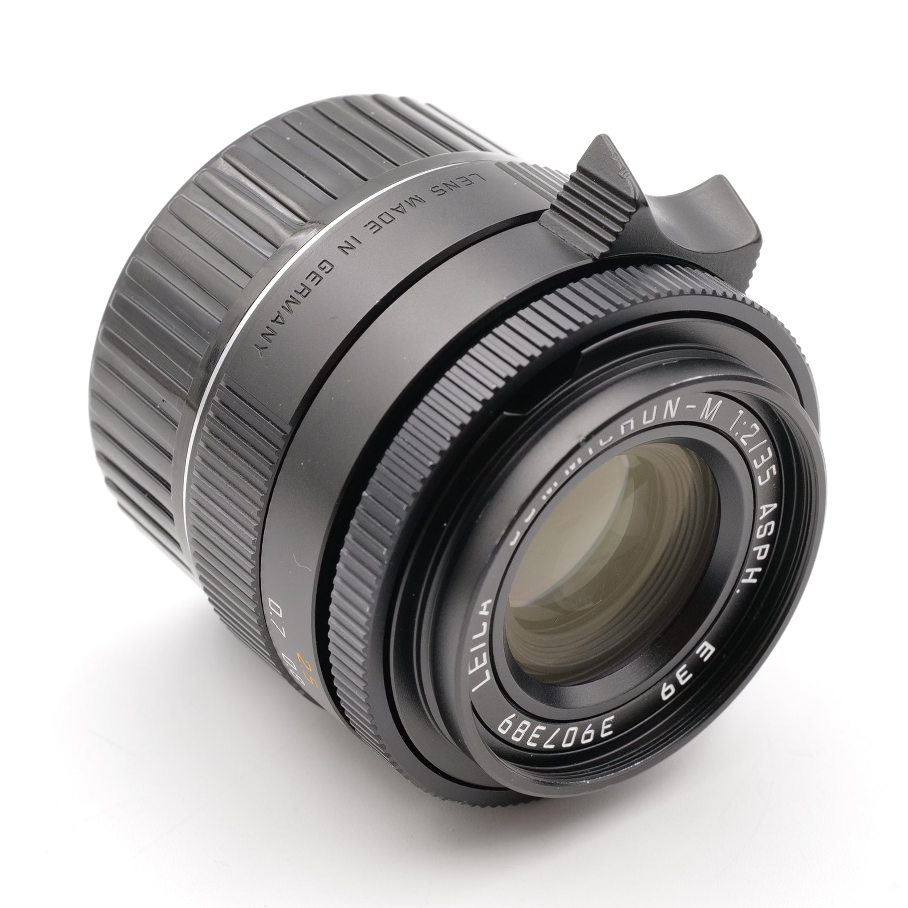 35mm f/2 Summicron-M ASPH. 3907389