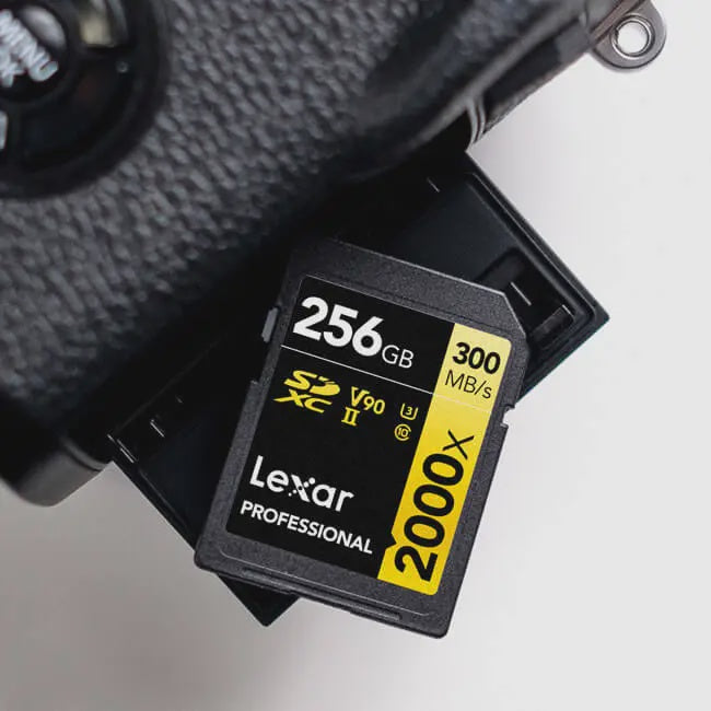 SD Pro Gold Series UHS-II 2000x 32GB V90