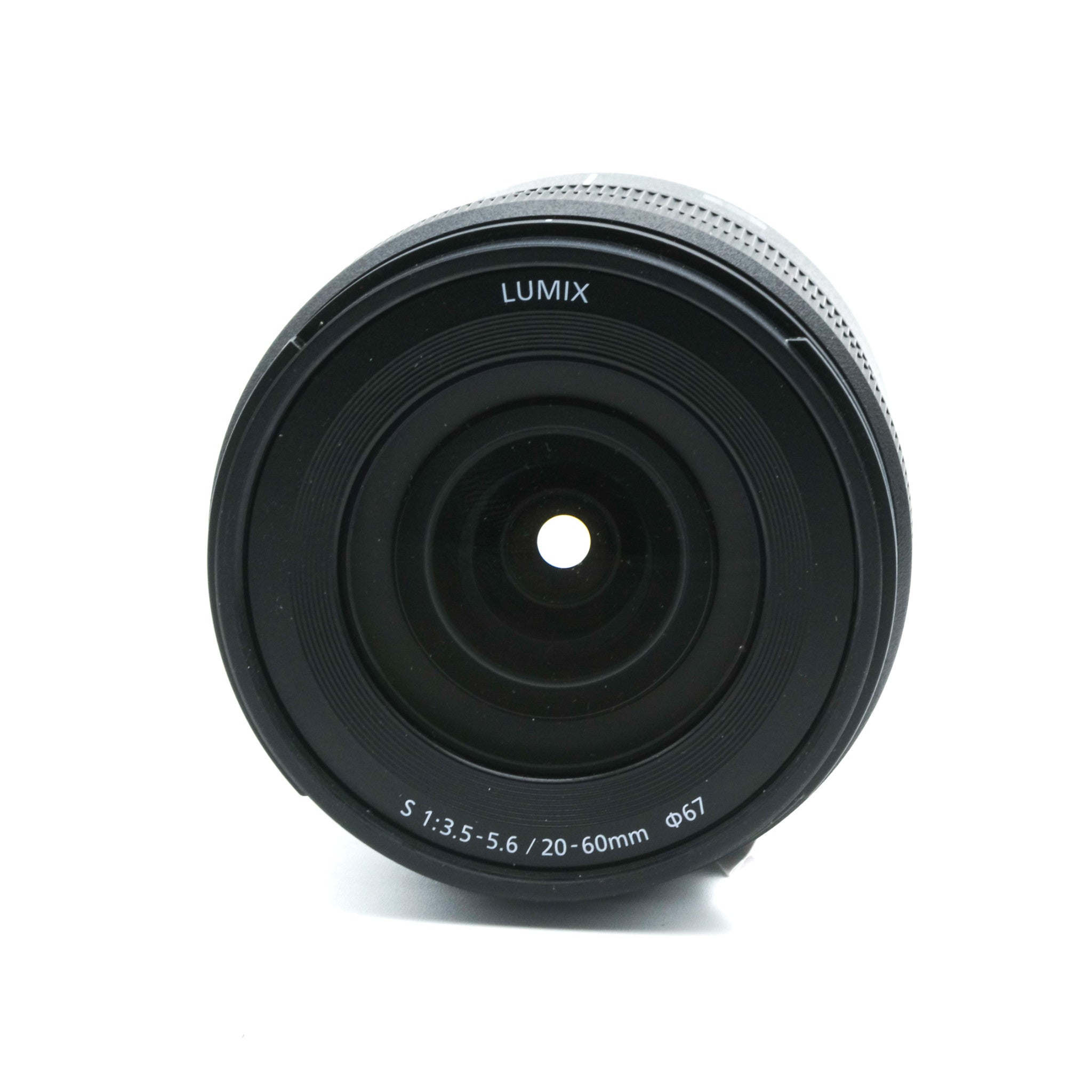 Lumix S R20-60mm f/3.5-5.6