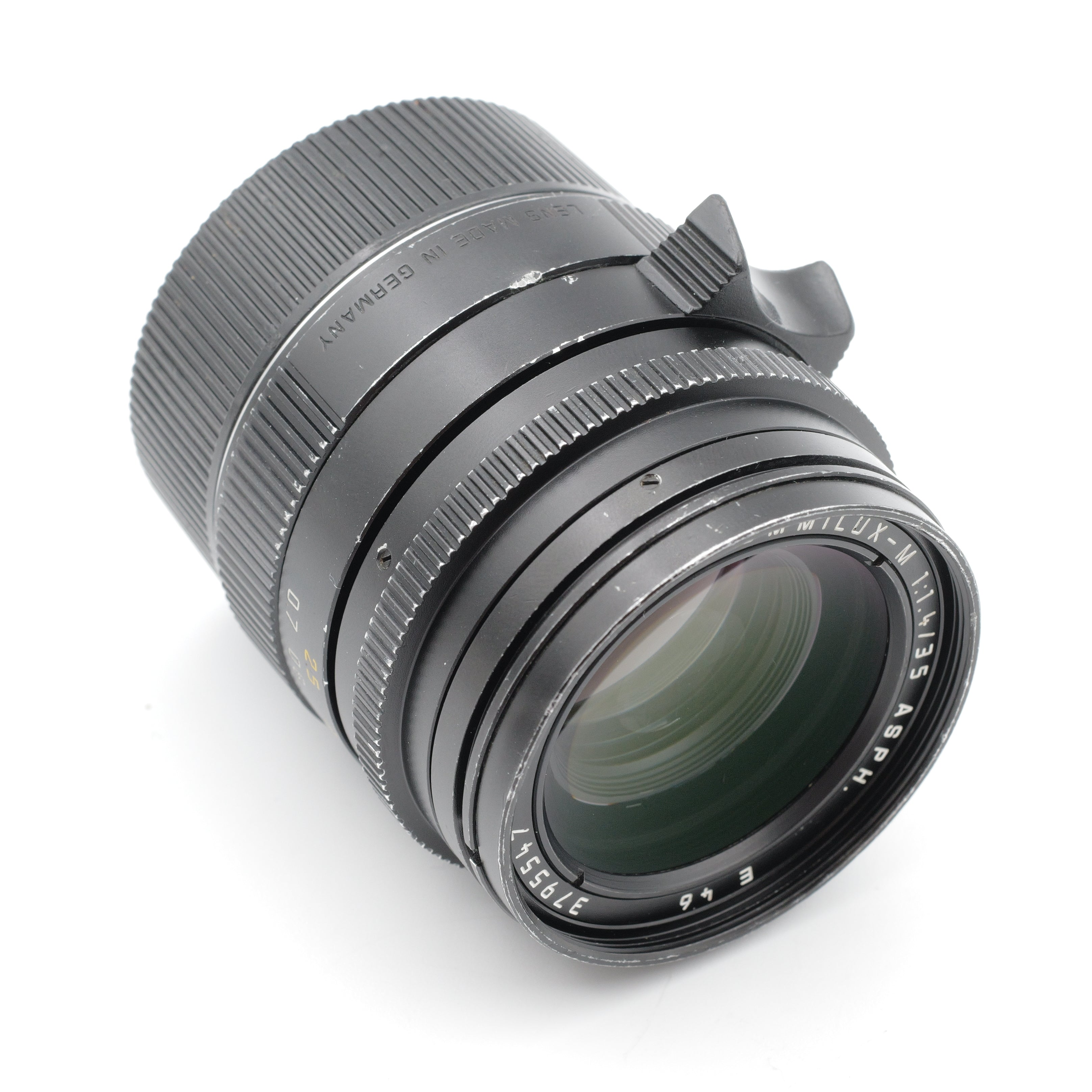 35mm f/1.4 Summilux ASPH. 3795547