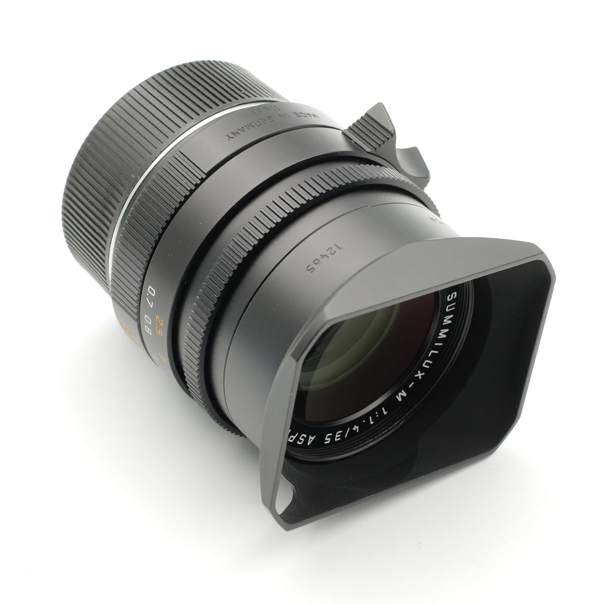 35mm f/1.4 Summilux-M ASPH FLE. 4729314