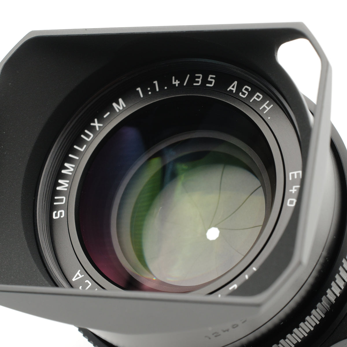 35mm f/1.4 Summilux-M ASPH FLE. 4729314