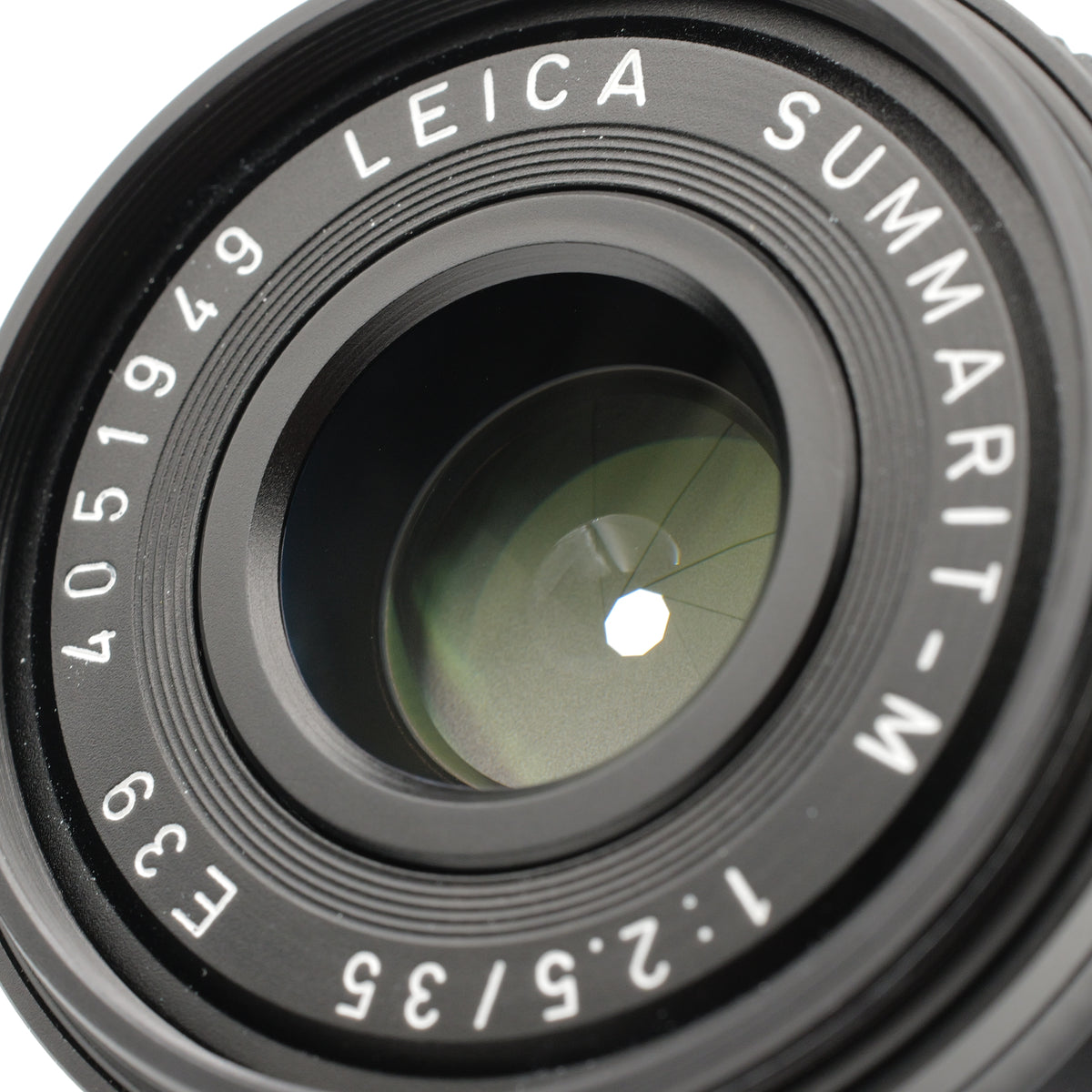 35mm f/2.5 Summarit-M. 4051949