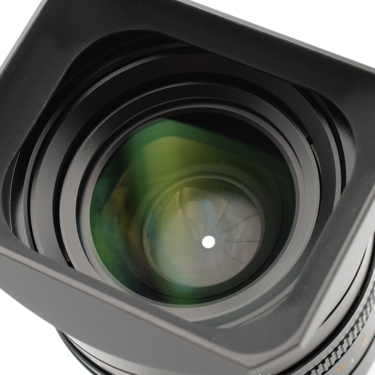 28mm f/1.4 Summilux-M ASPH. 4263699
