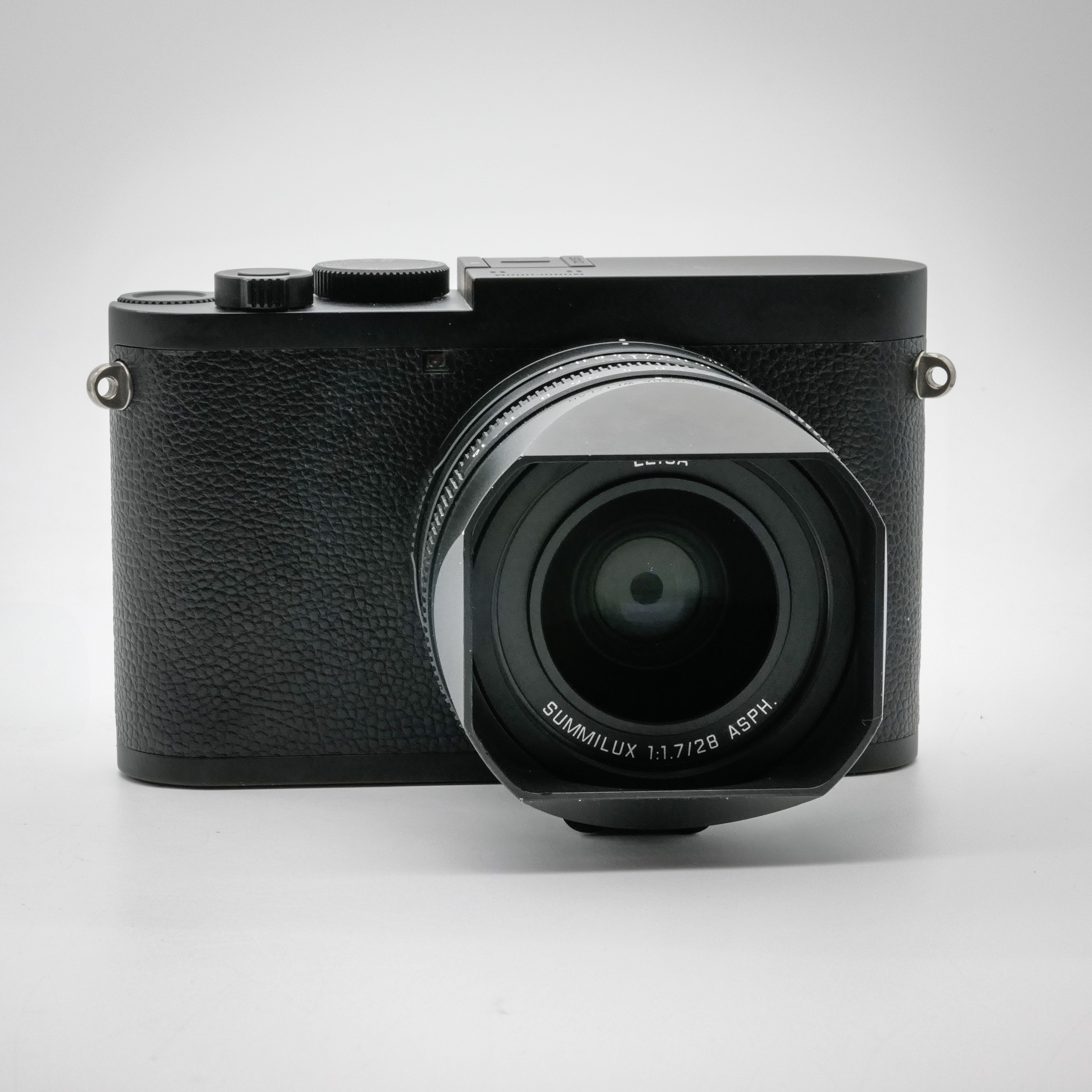 Q2 Monochrome, 5600749