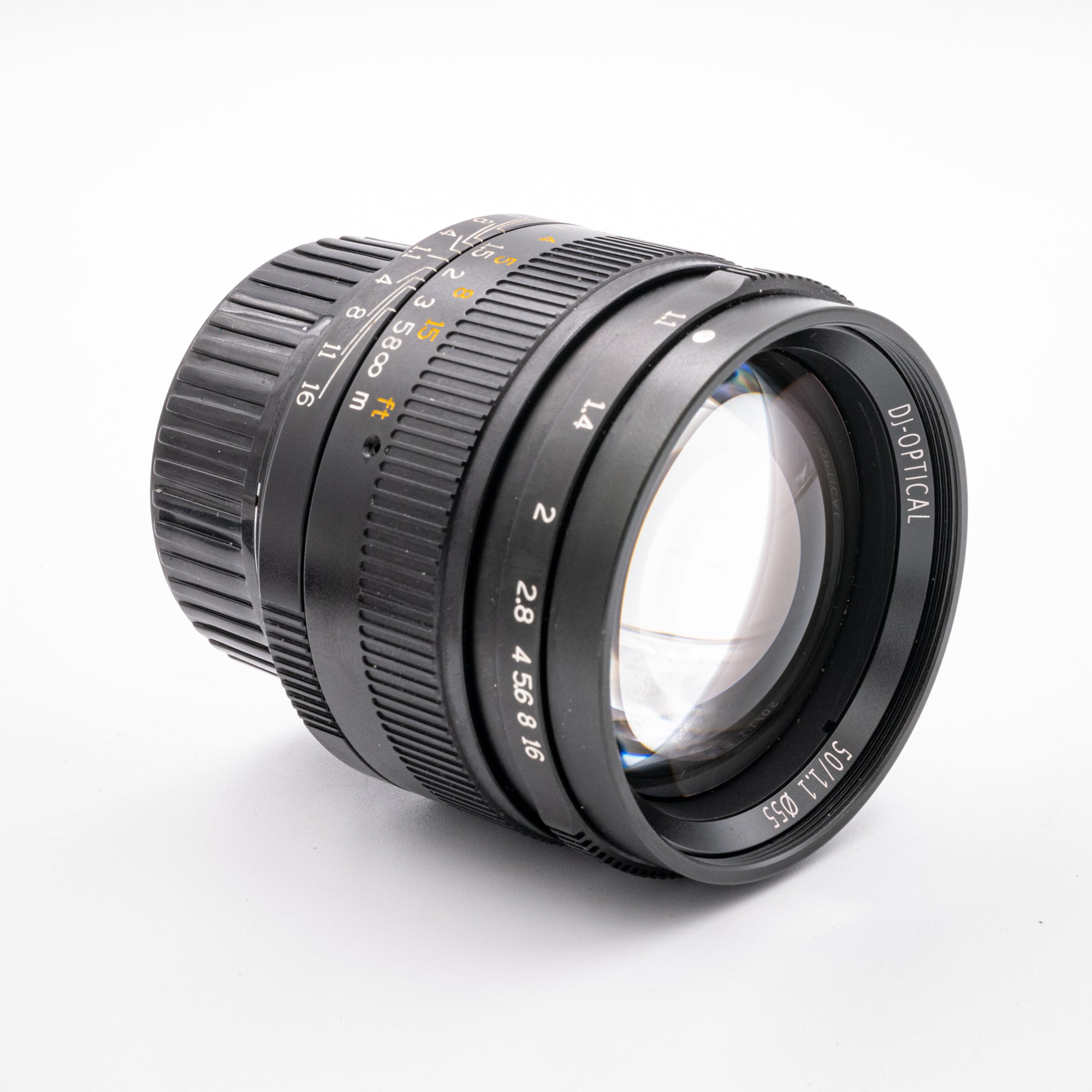 50mm f/1.1, 657803