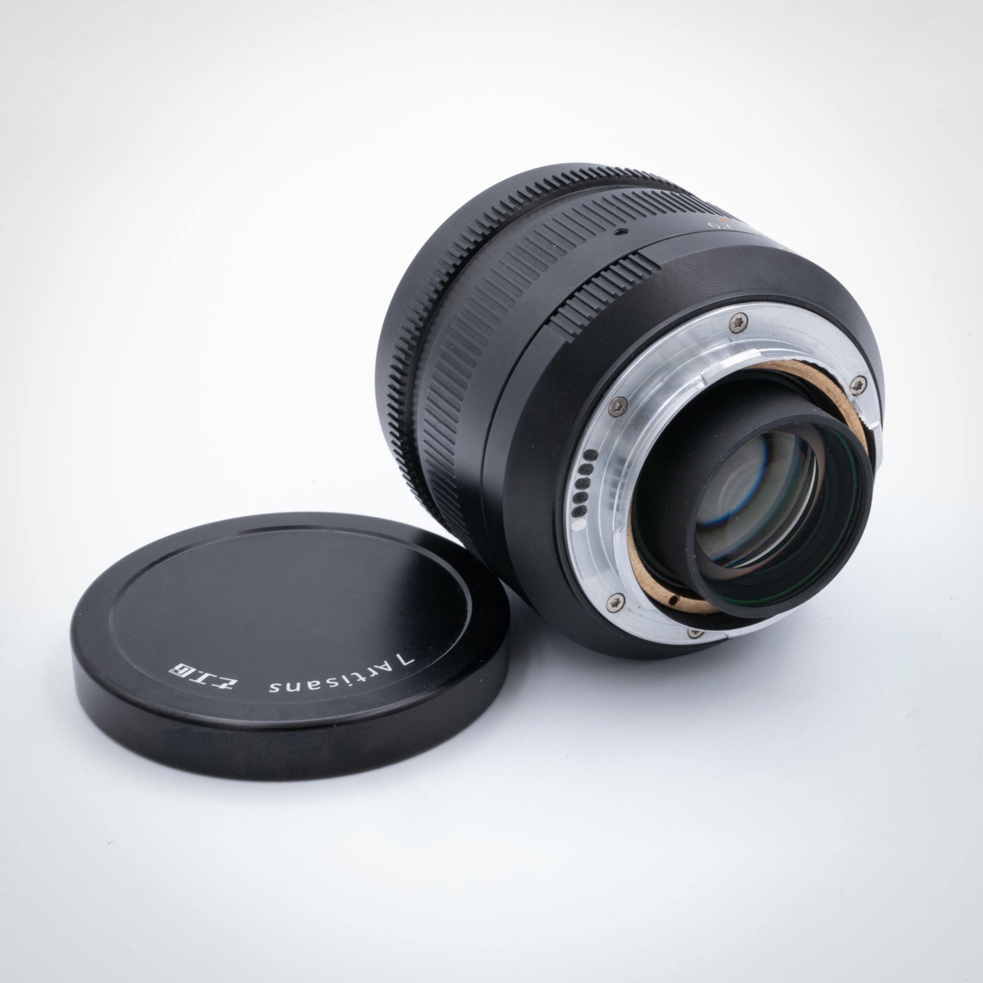 50mm f/1.1, 657803