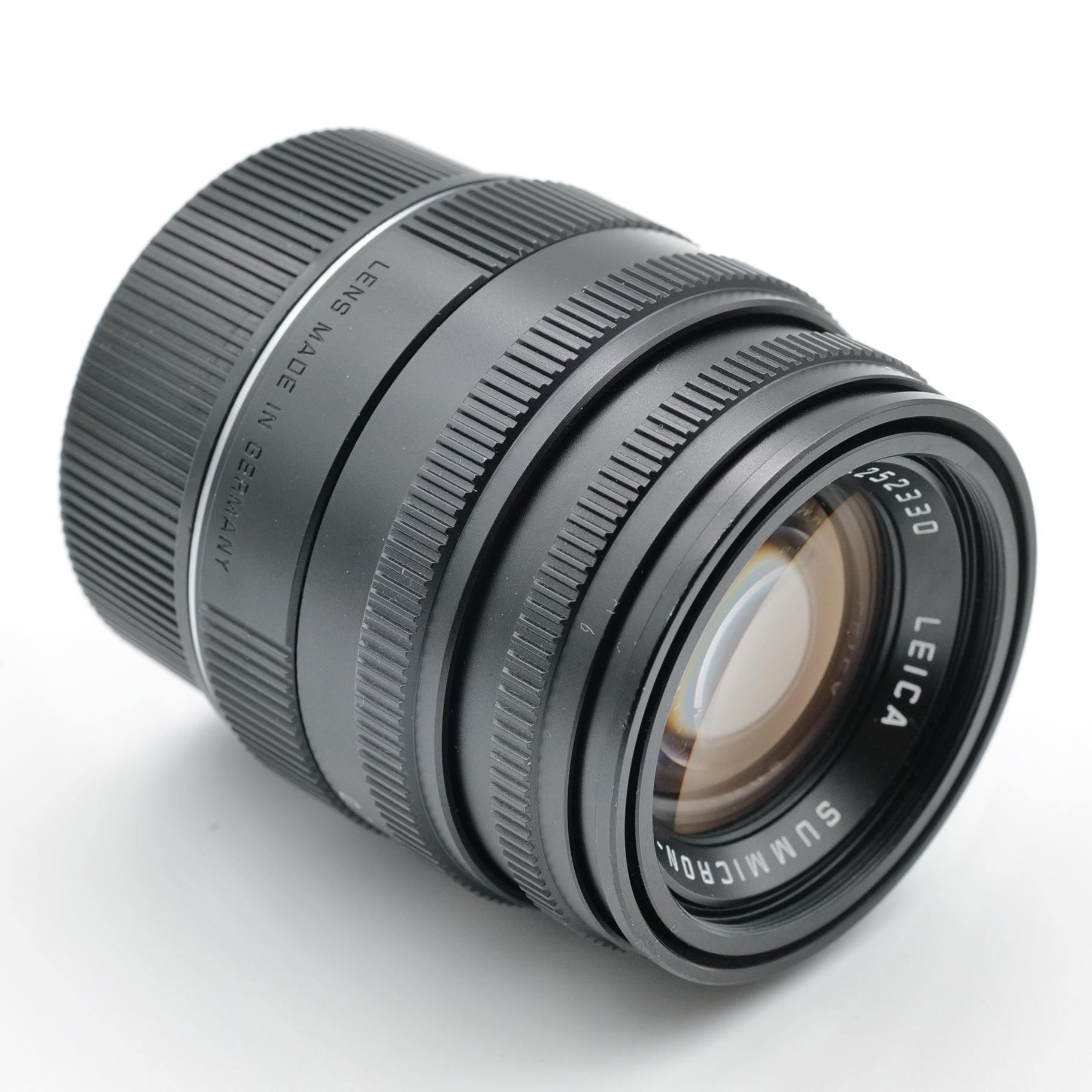 50mm f/2 Summicron-M v.5. 4252330