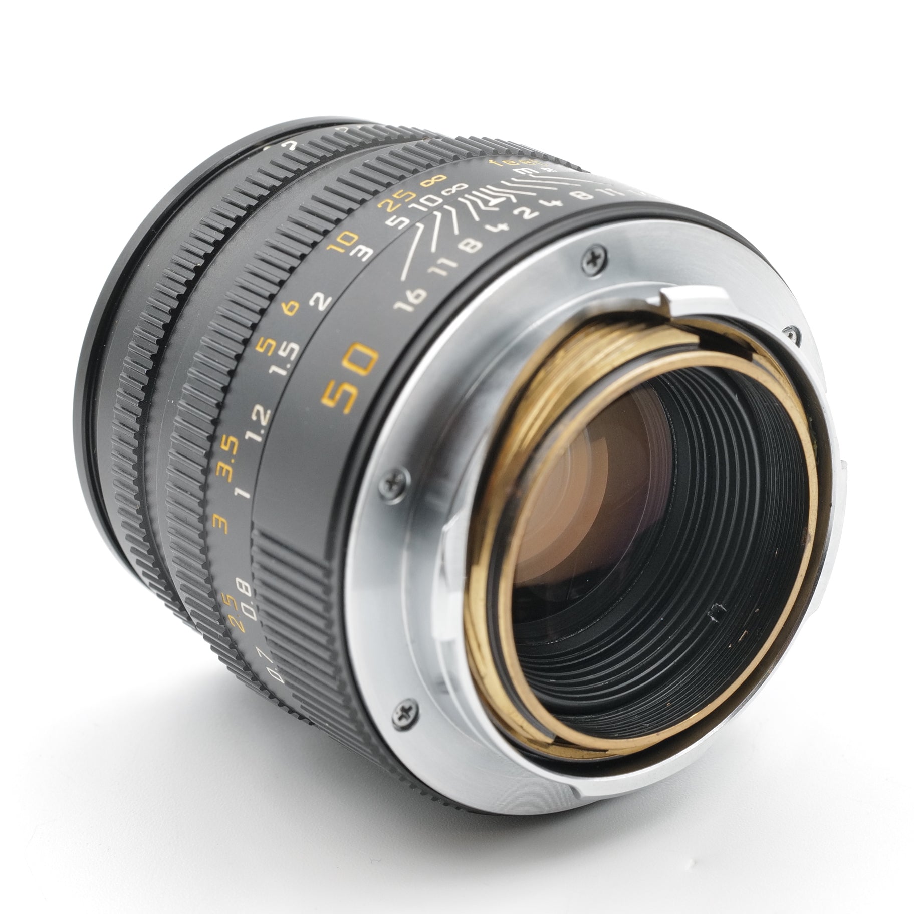 50mm f/2 Summicron-M v.5. 3732136