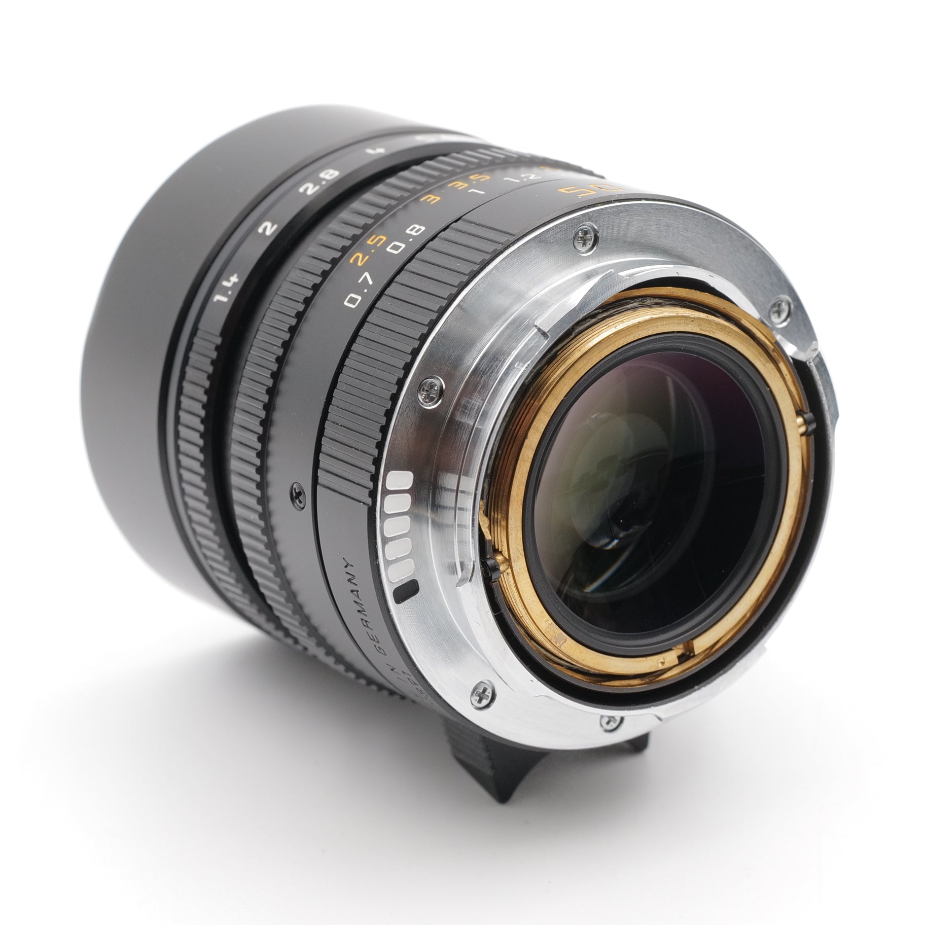 50mm f1.4 Summilux-M ASPH 6-Bit. 4039233