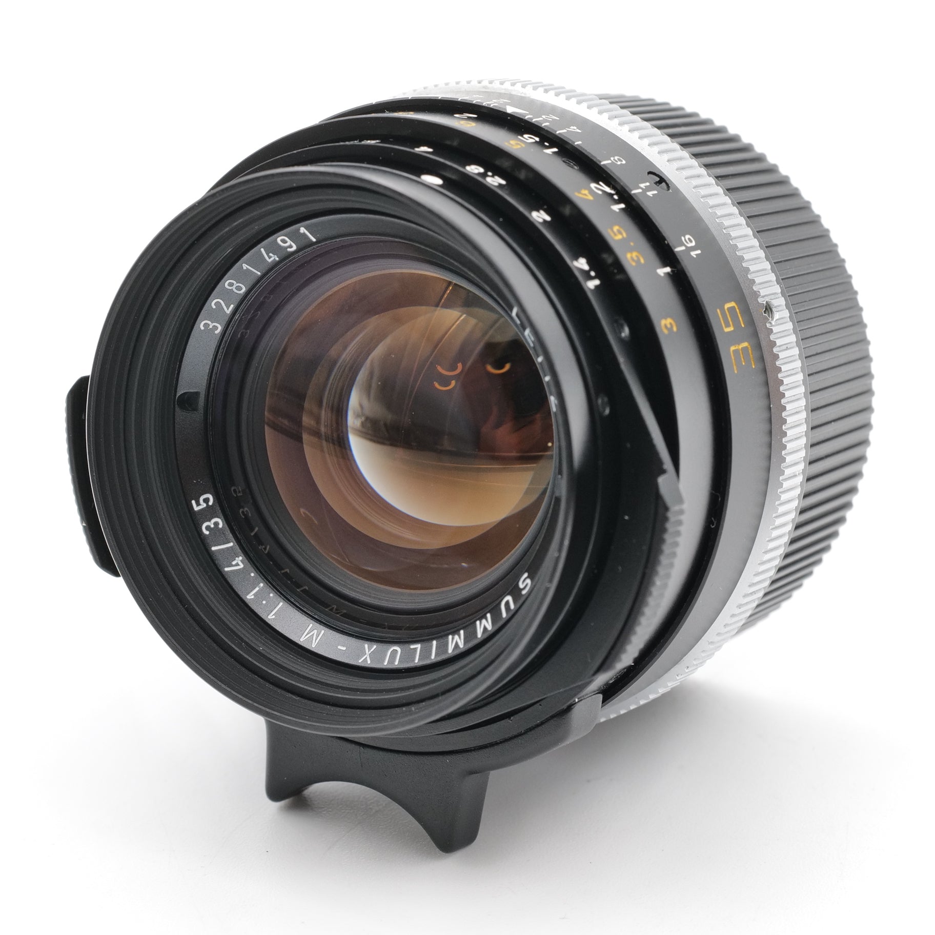 35mm f/1.4 Summilux-M & 12504 Hood. 3281491