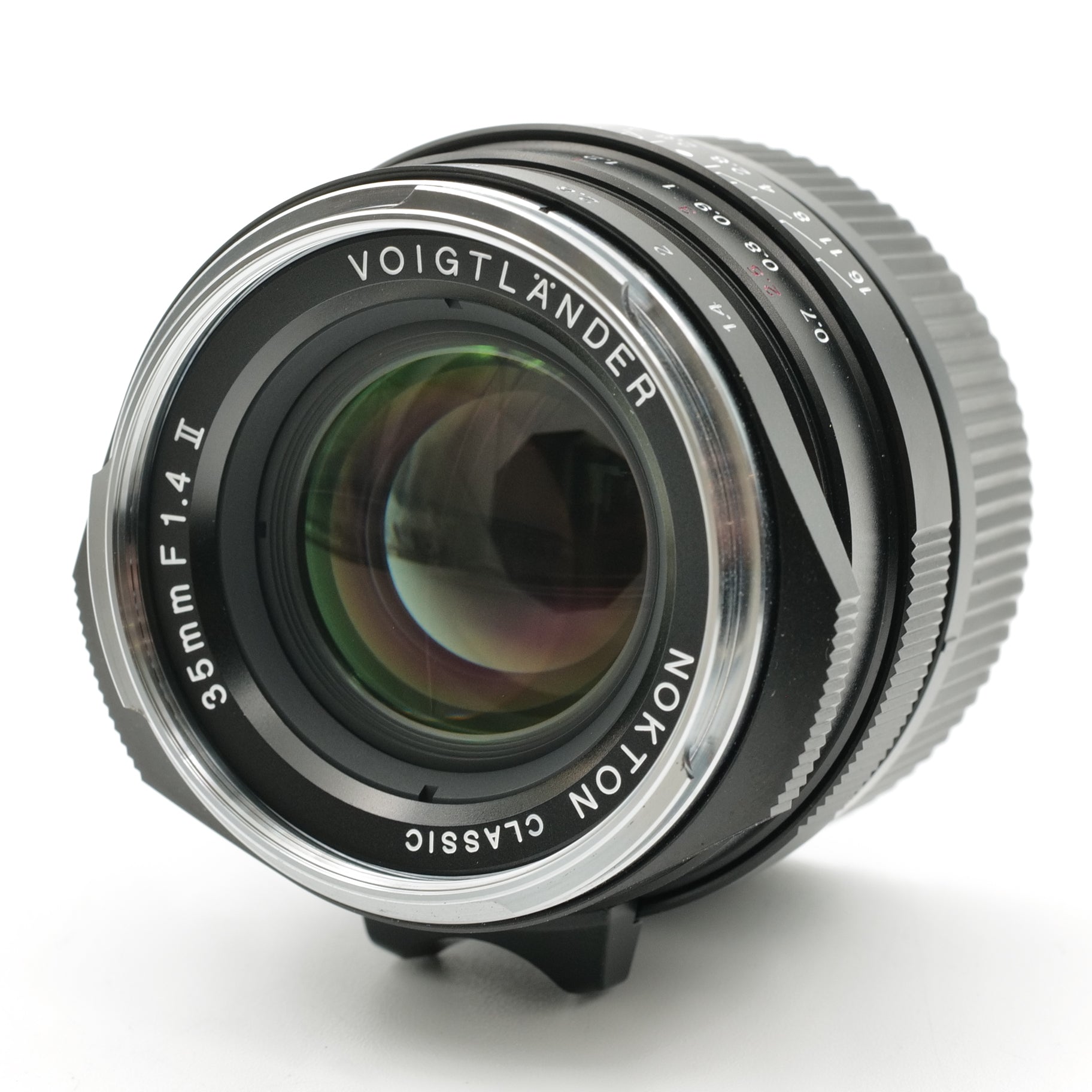 35mm f/1.4 VM II Nokton Classic. 07164118
