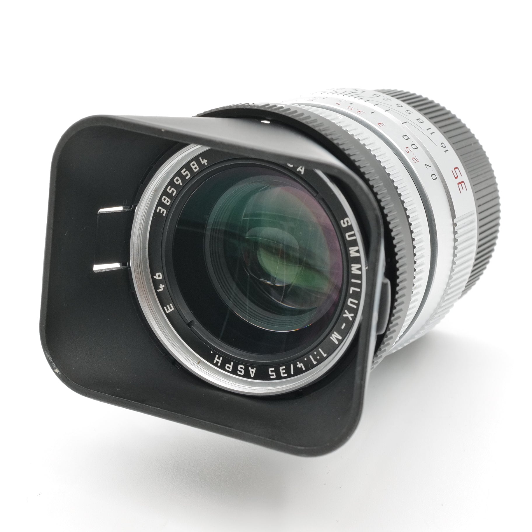 35mm f/1.4 Summilux-M ASPH, Chrome. 3859584