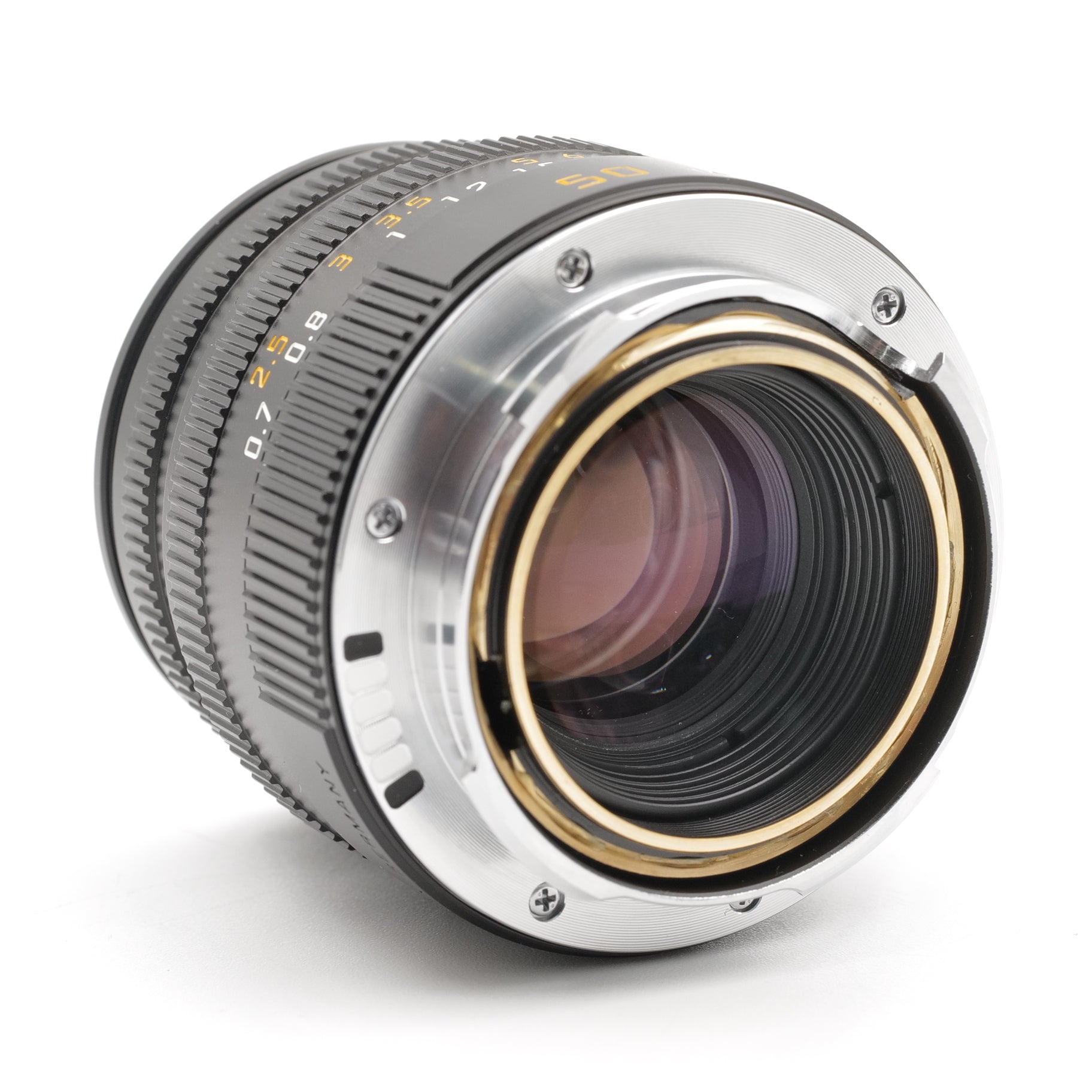 50mm f/2 Summicron-M, 6-Bit. 4836046