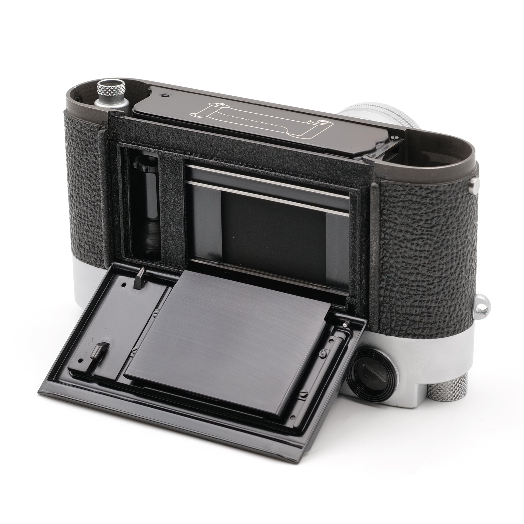 M2 w/ 50mm f/2 Summicron. 1112403