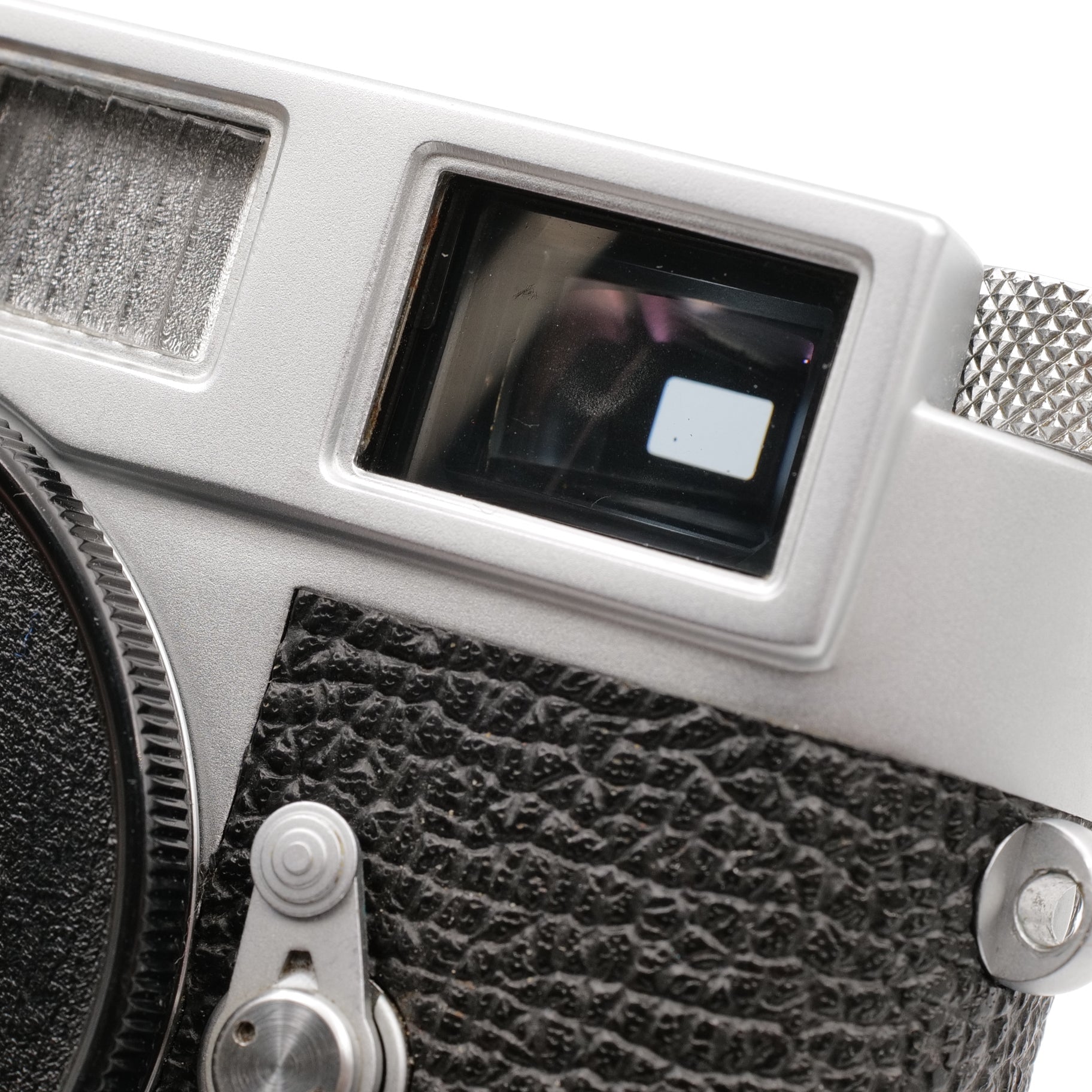 M2 w/ 50mm f/2 Summicron. 1112403