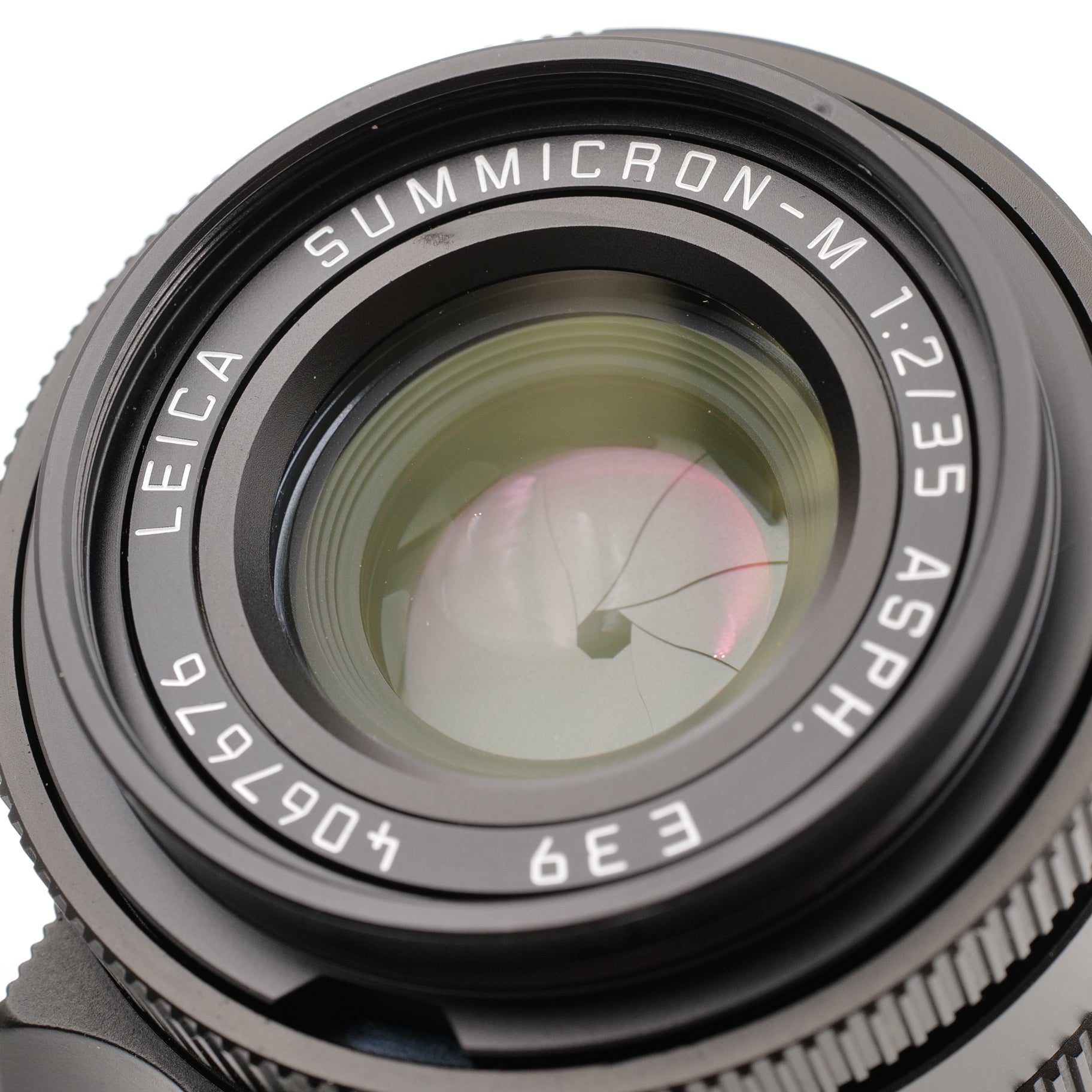 35mm f/2 Summicron-M ASPH. 4067676
