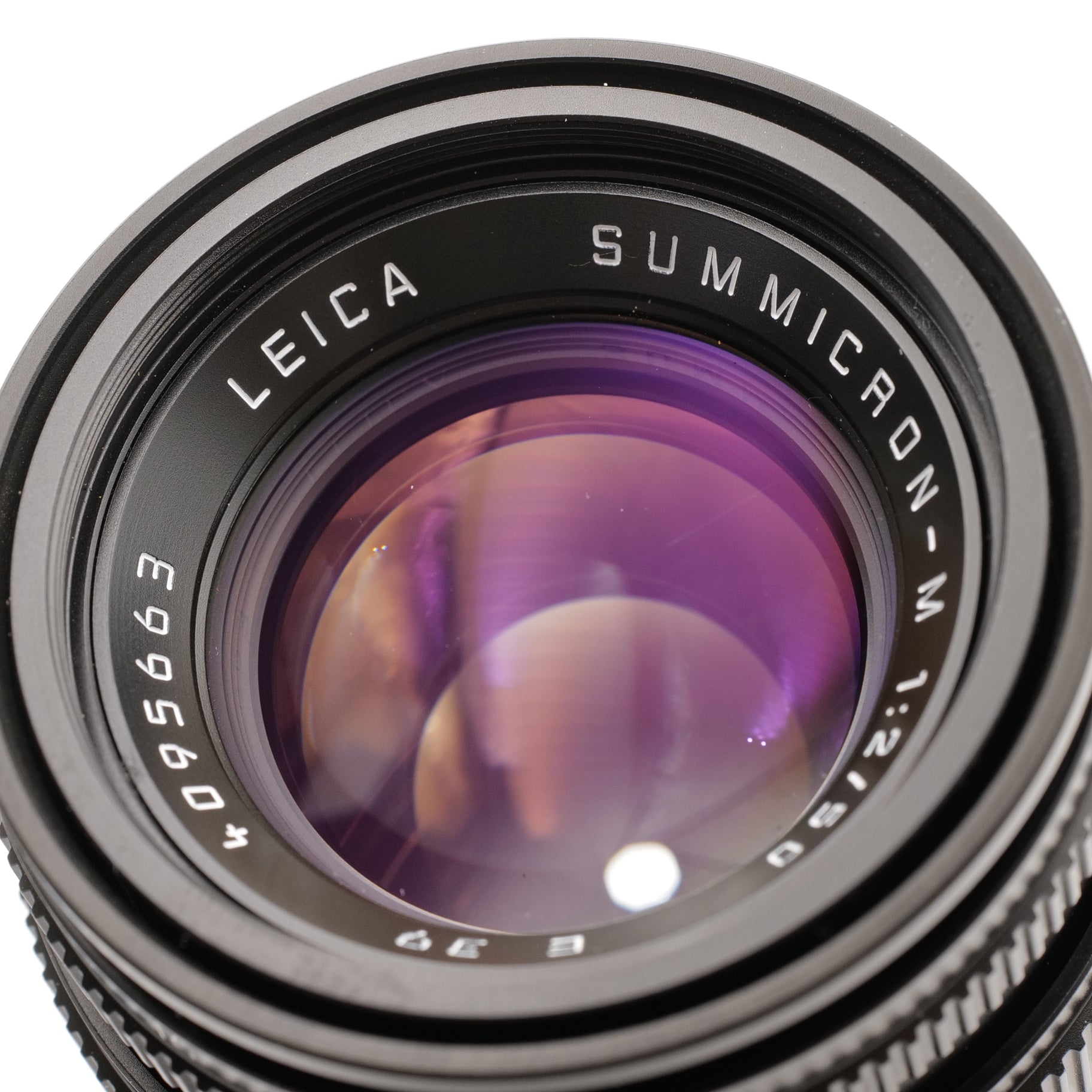 50mm f/2 Summicron-M. 4095663