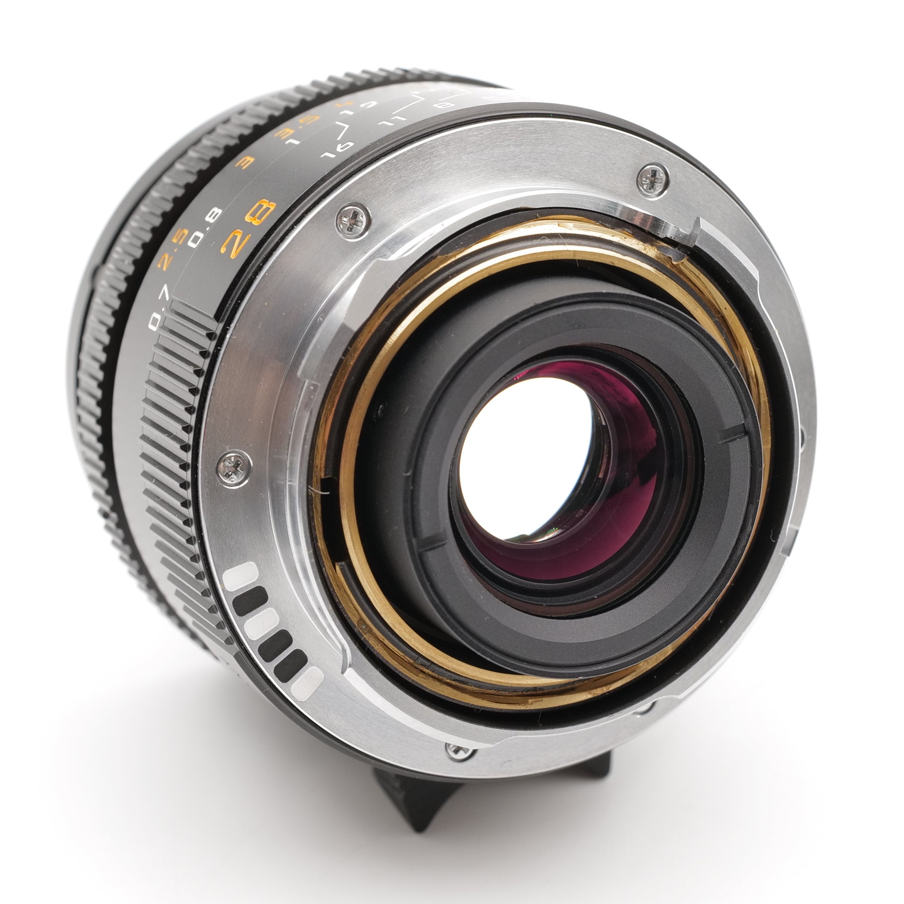 28mm f/2 Summicron-M ASPH. 4204196