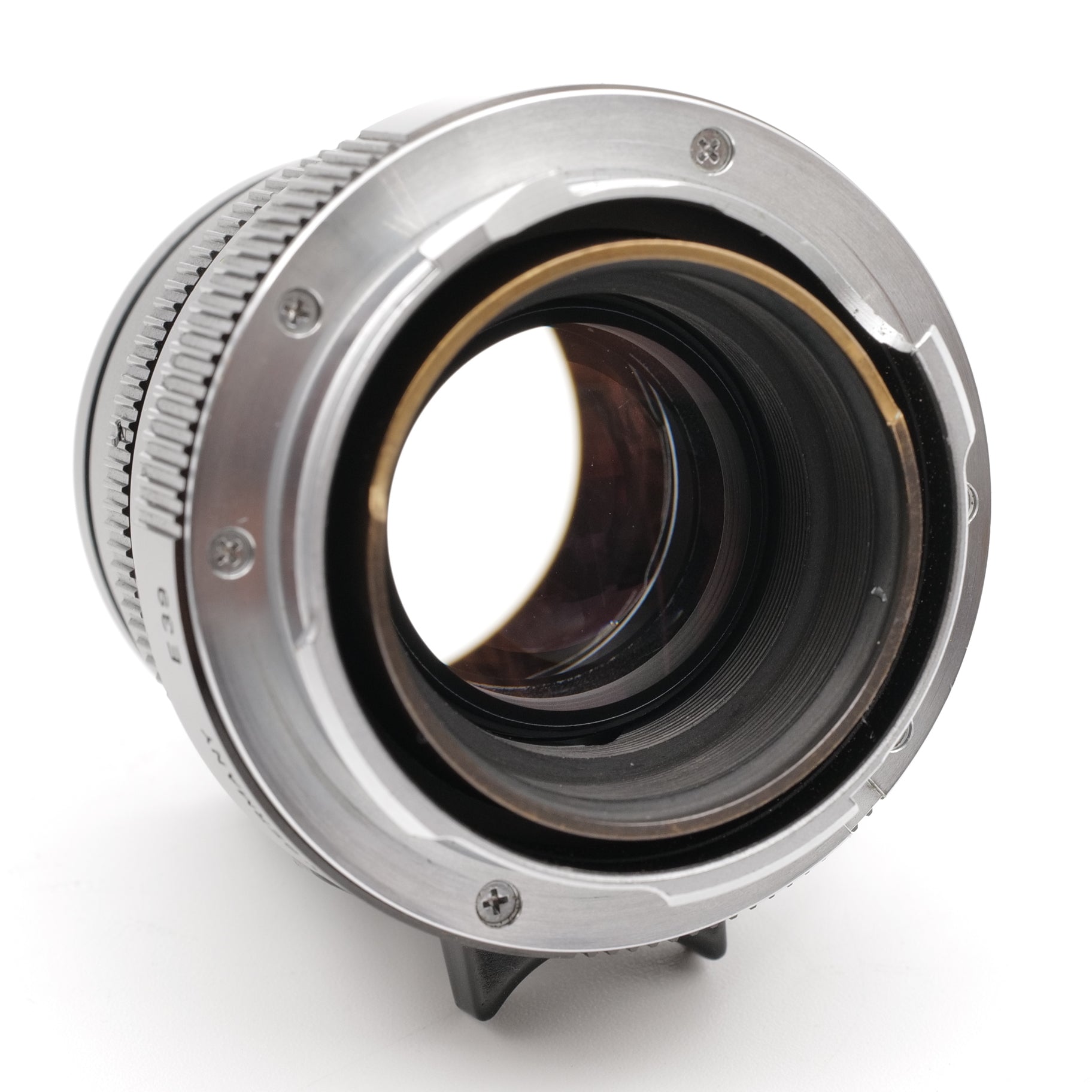 50mm f/2 Summicron-M V4. 3436462