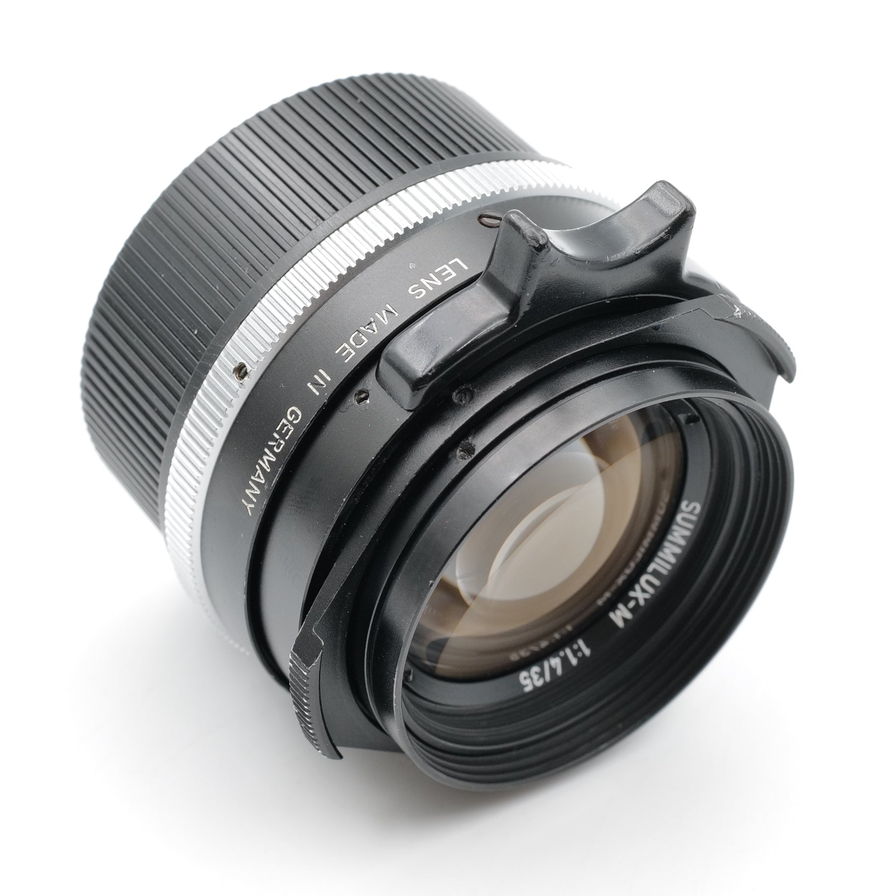 35mm f/1.4 Summilux-M. 3433176