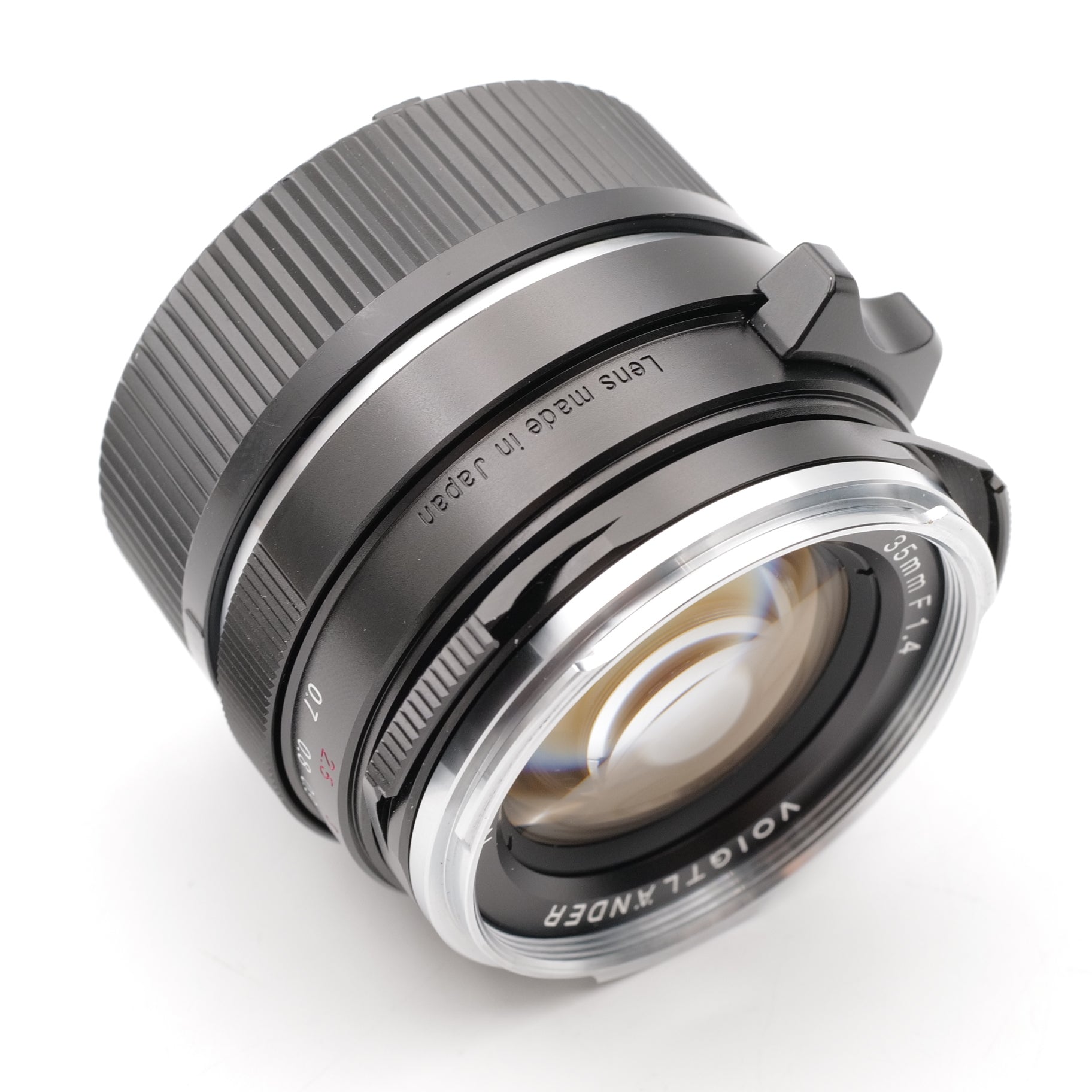 35mm f/1.4 Nokton Classic S.C. 08715662