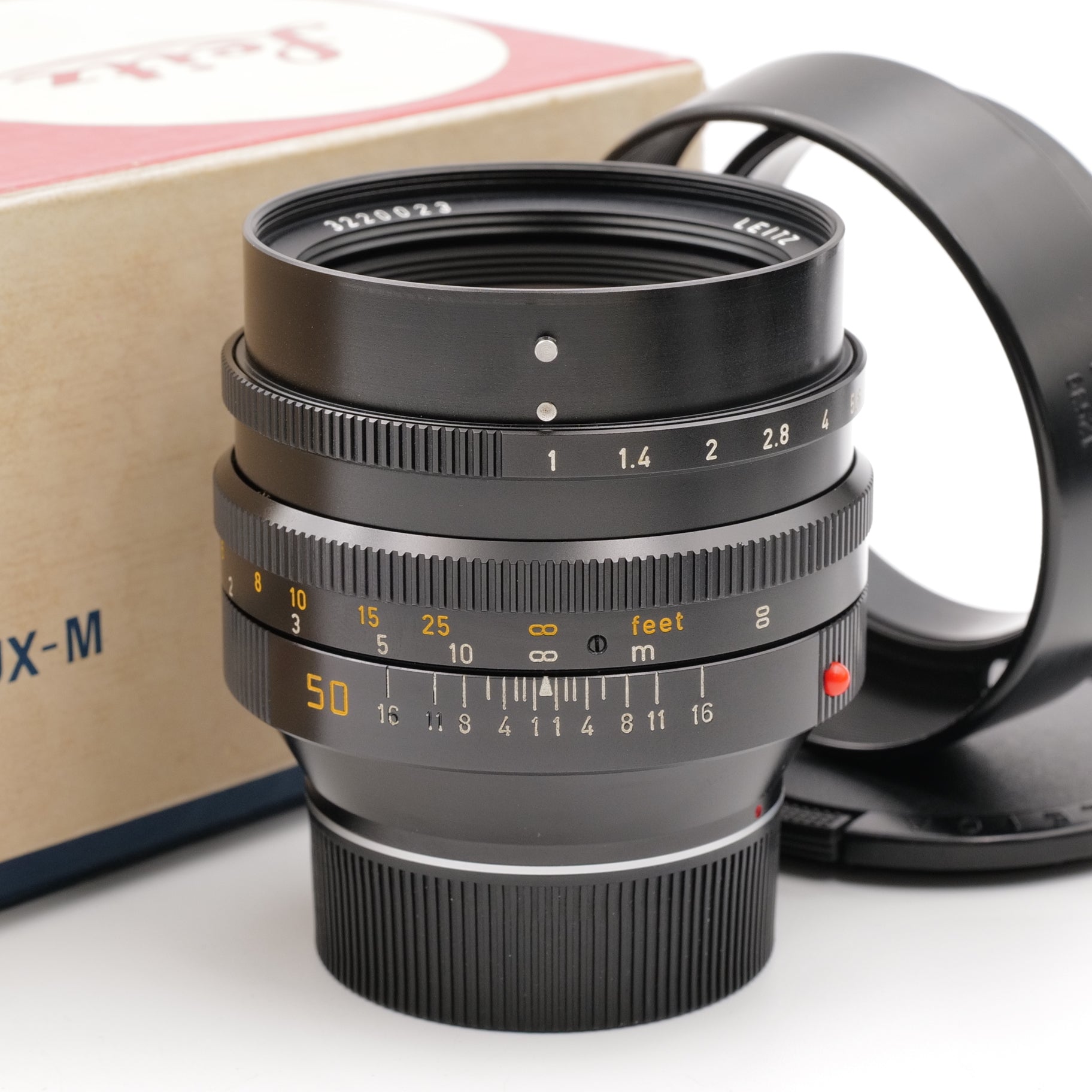 50mm f/1 Noctilux-M. 3220023