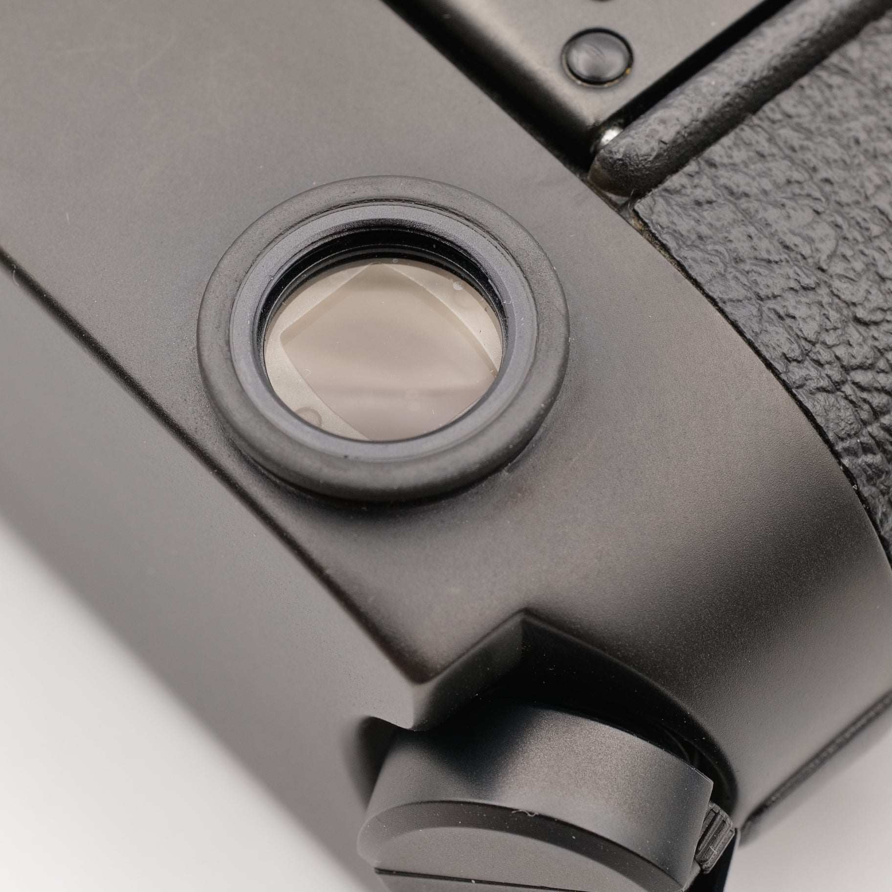 M6, Black. 1779576