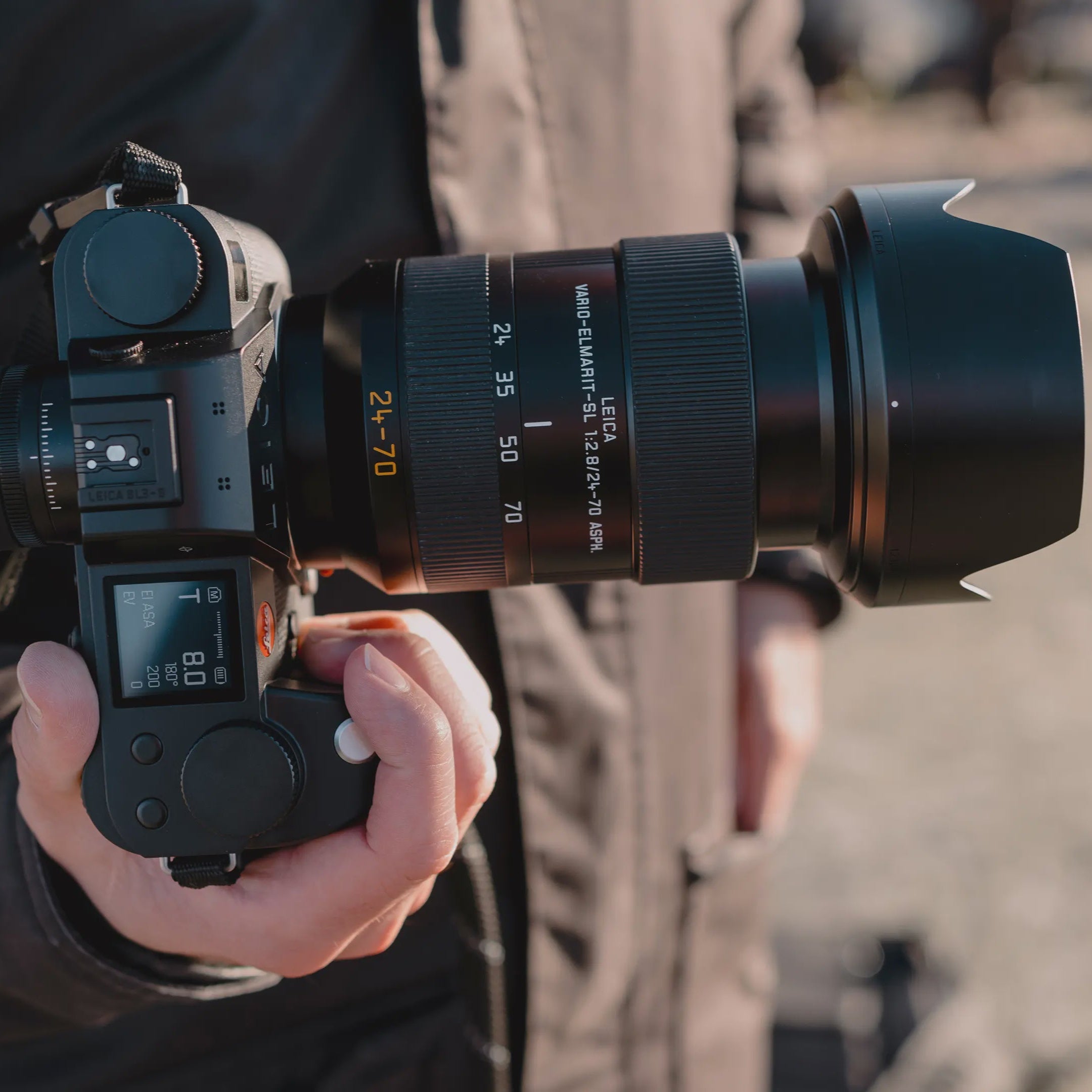 SL3-S kit with Vario-Elmarit-SL 24-70 f/2.8 ASPH.